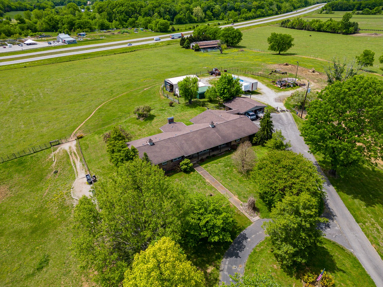 Photo 7 of 70 of 429 Hicks Cut Rd house