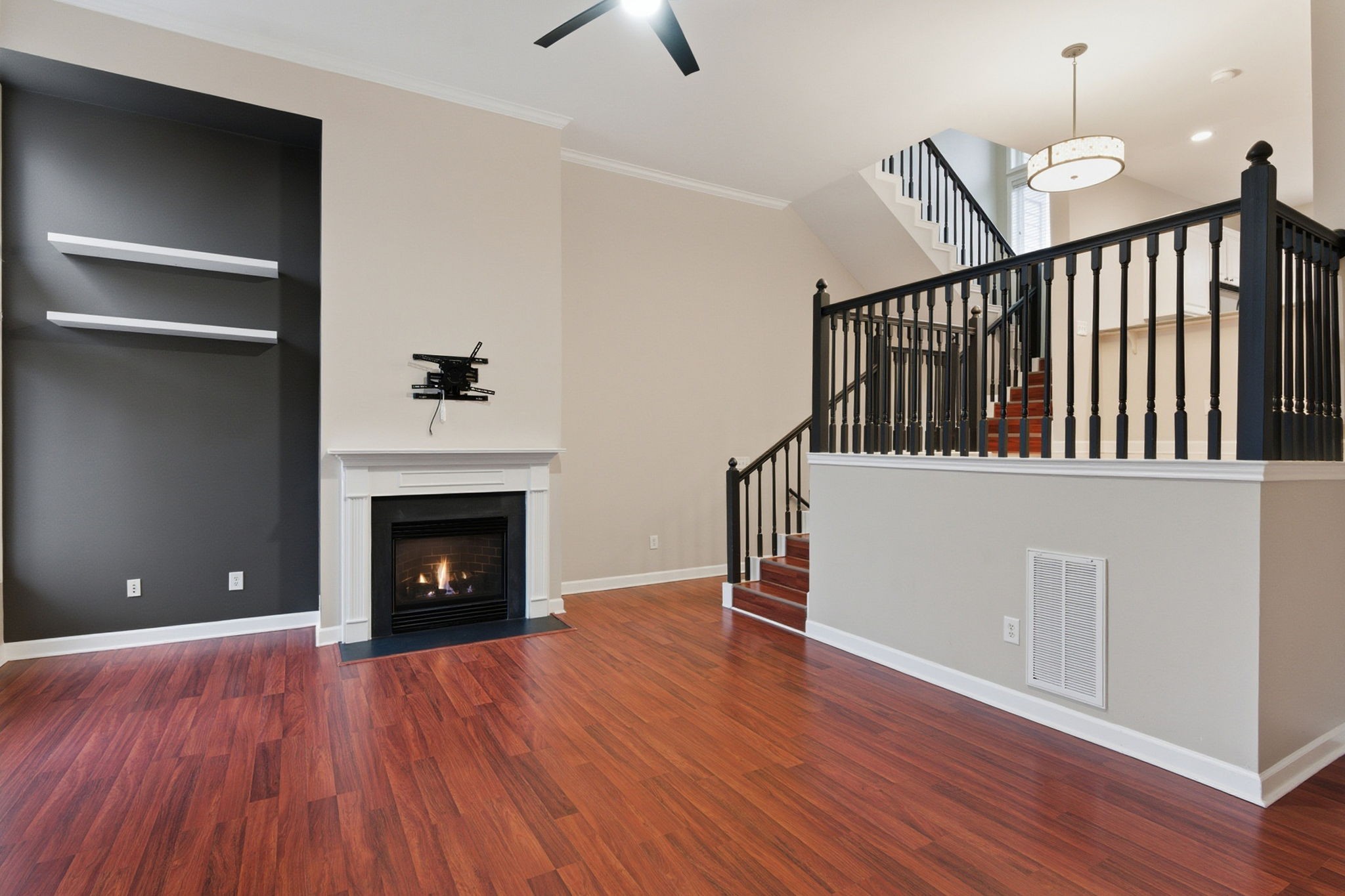 320 Old Hickory Blvd 703