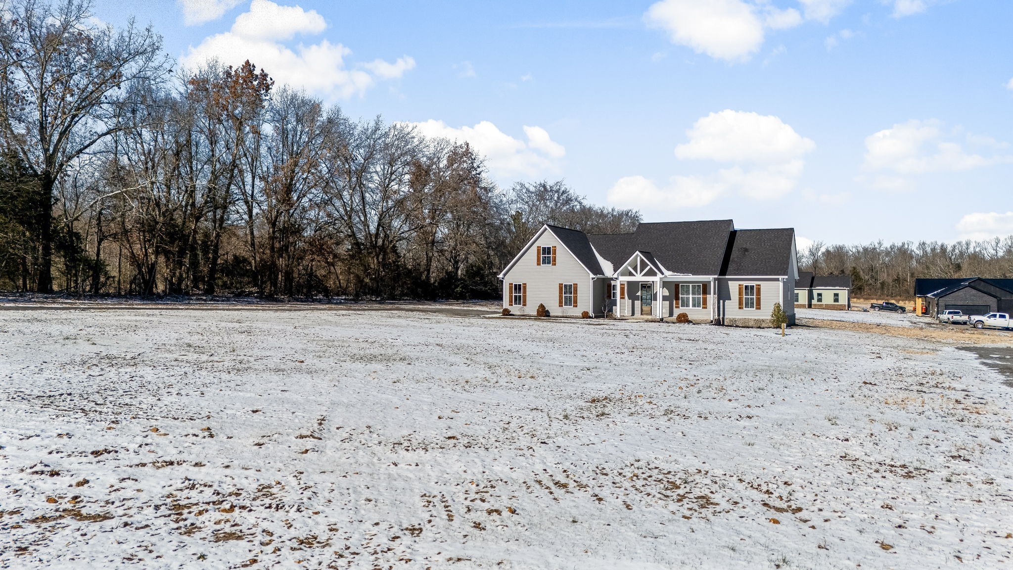 3868 Hollow Springs Rd