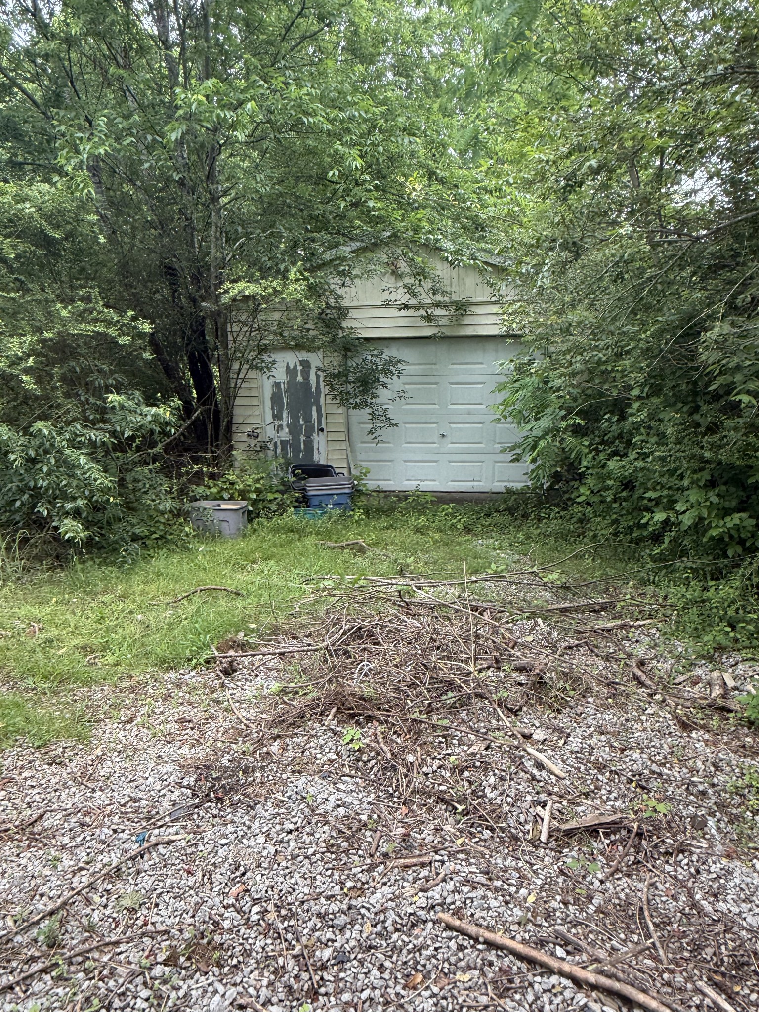 Middle Tennessee Properties 2 2468 River Oaks Dr