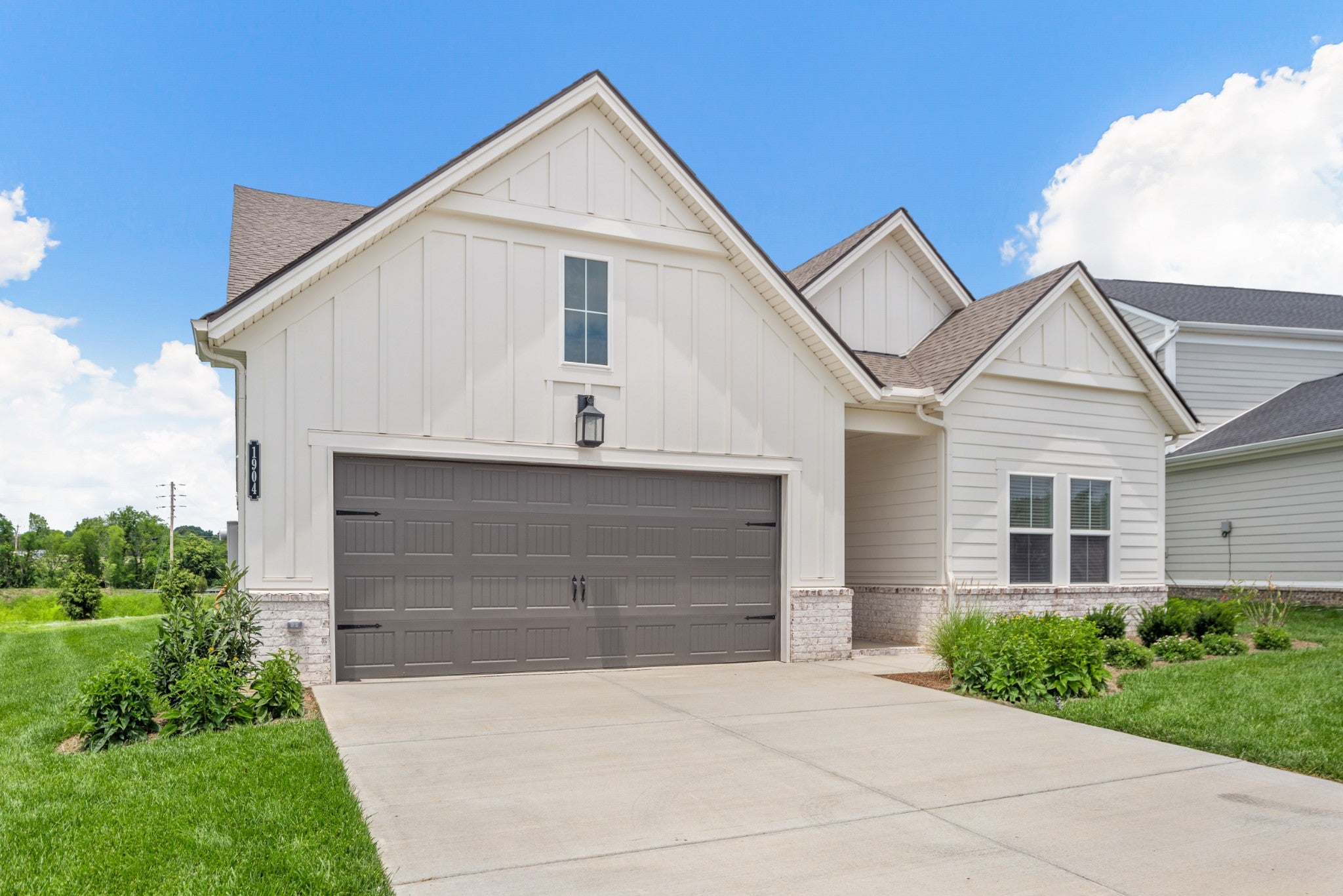 1105 Cherry Tree Way