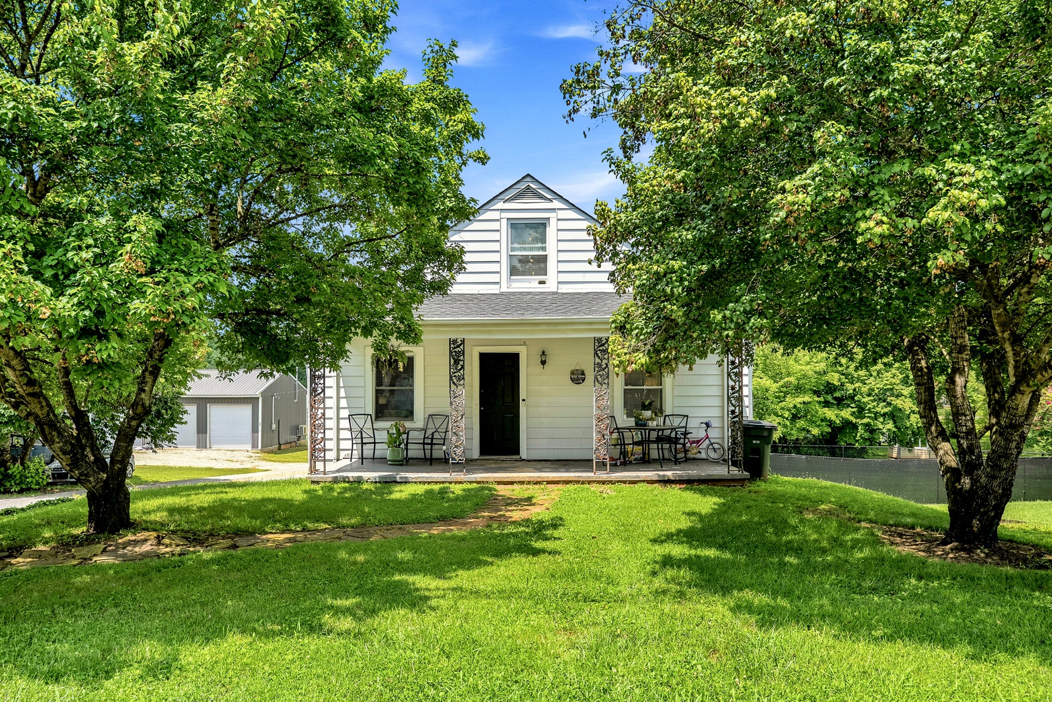 Photo 1 of 32 — 229 Wagoner St, Sparta, TN 38583