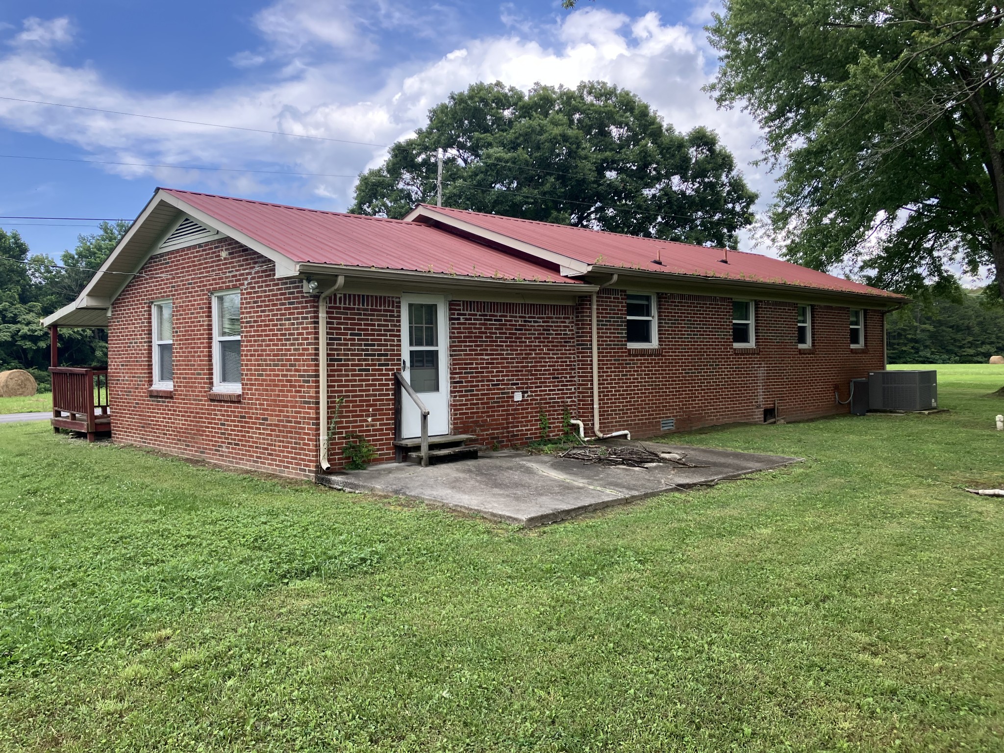 608 Old West Point Rd
