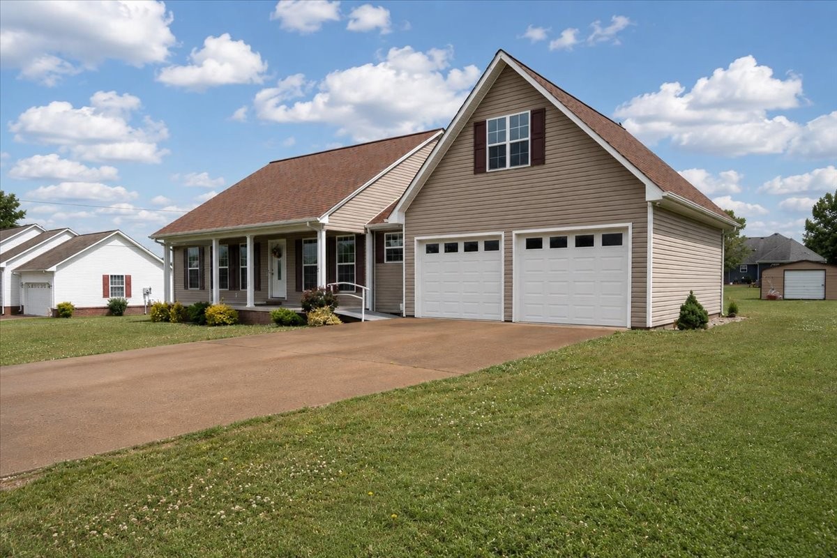 30 Taylor Cir