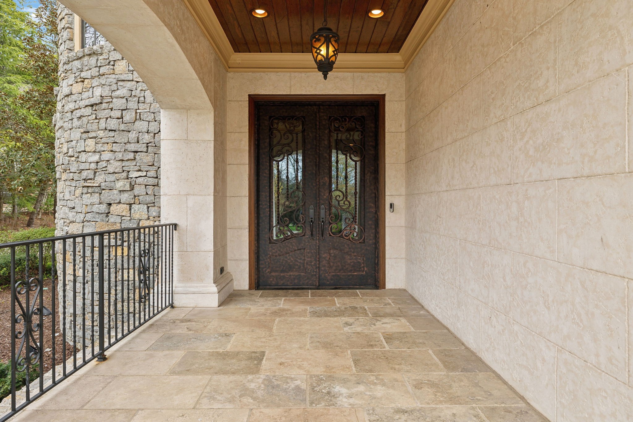 128 Woodward Hills Pl