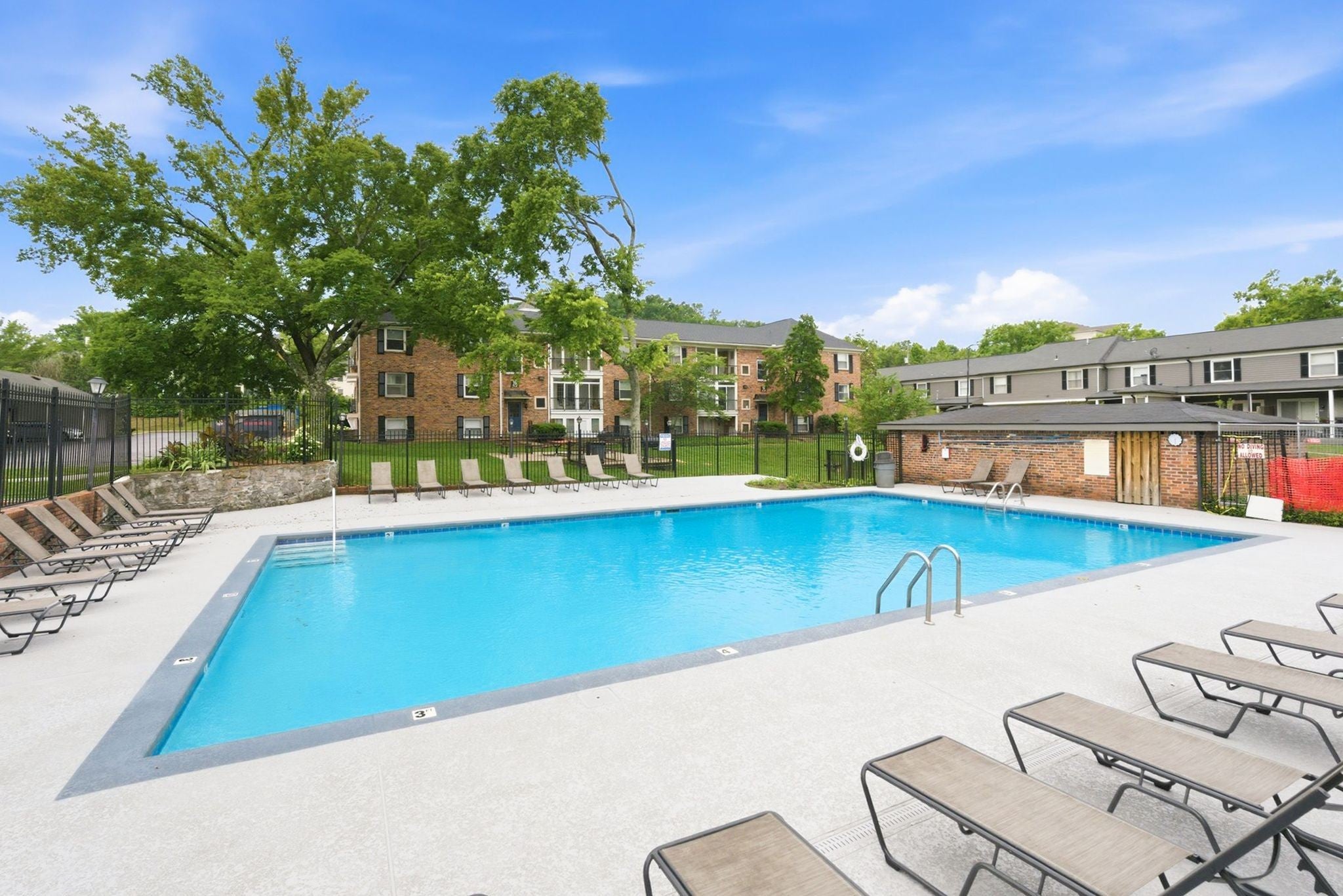 5025 Hillsboro Pike 8B