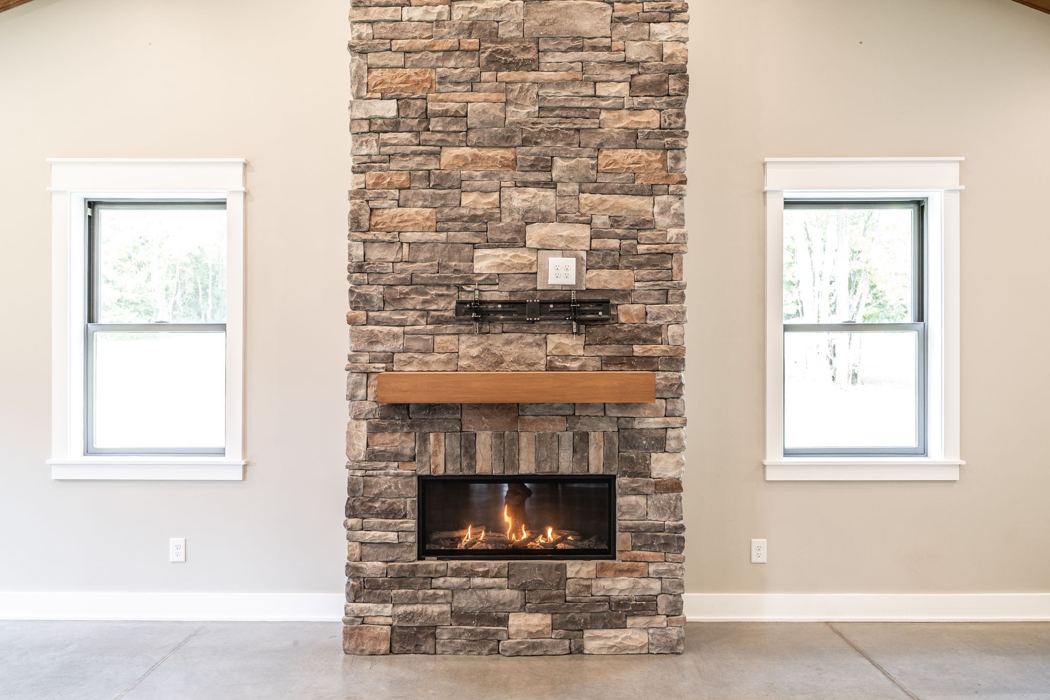469 Chipman Rd