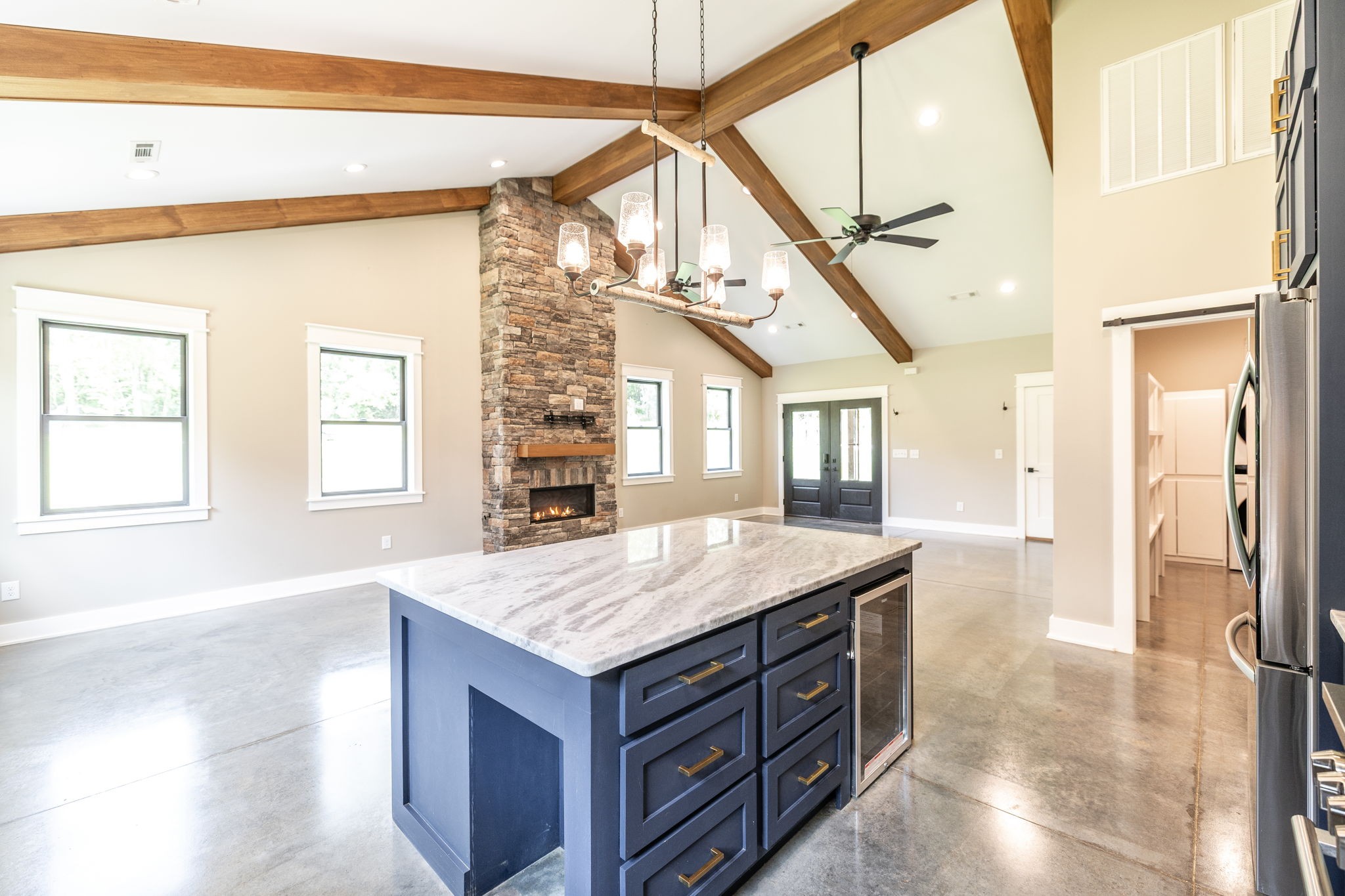 469 Chipman Rd