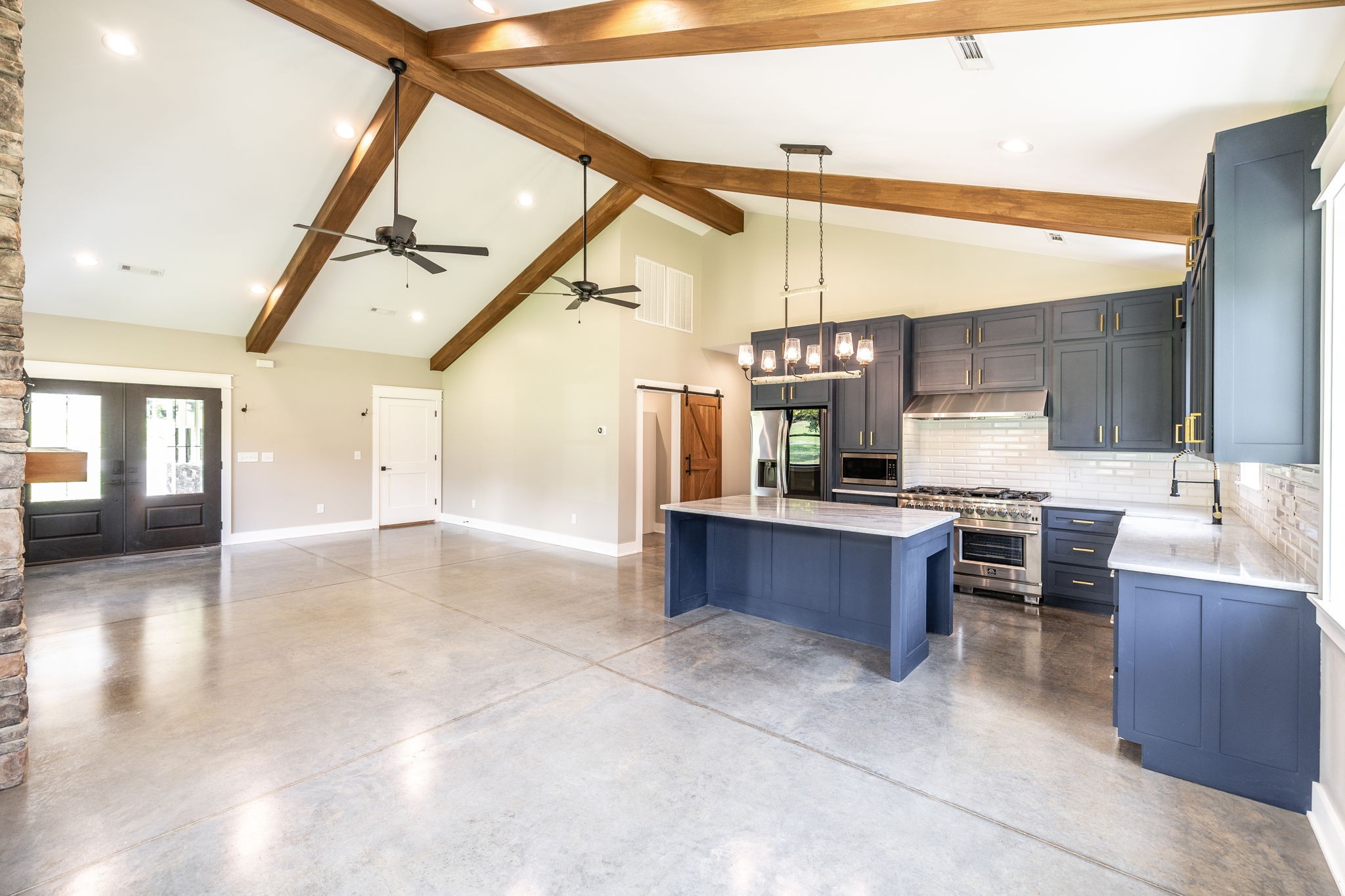 469 Chipman Rd