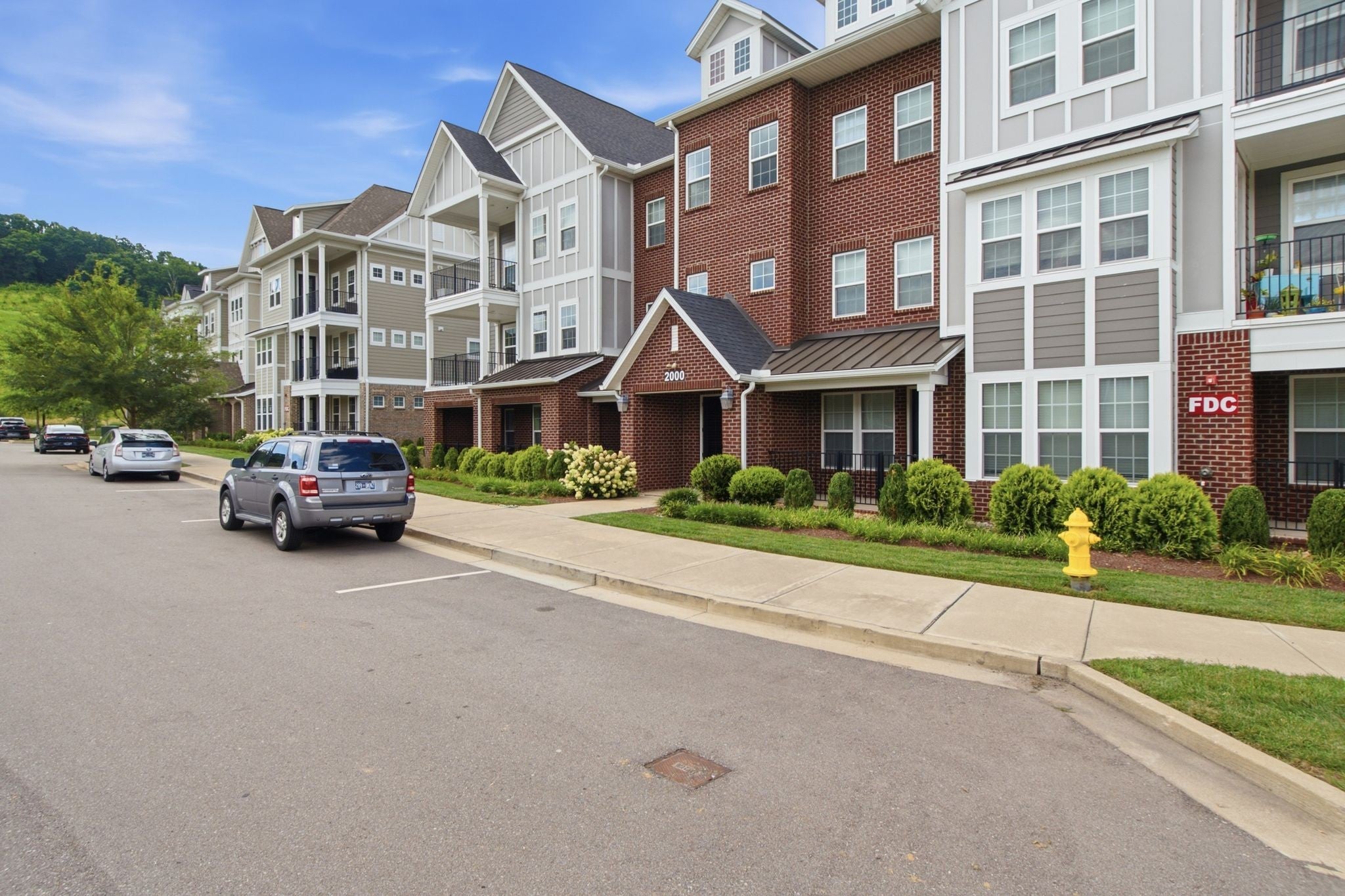 2000 Shadow Green Drive 102