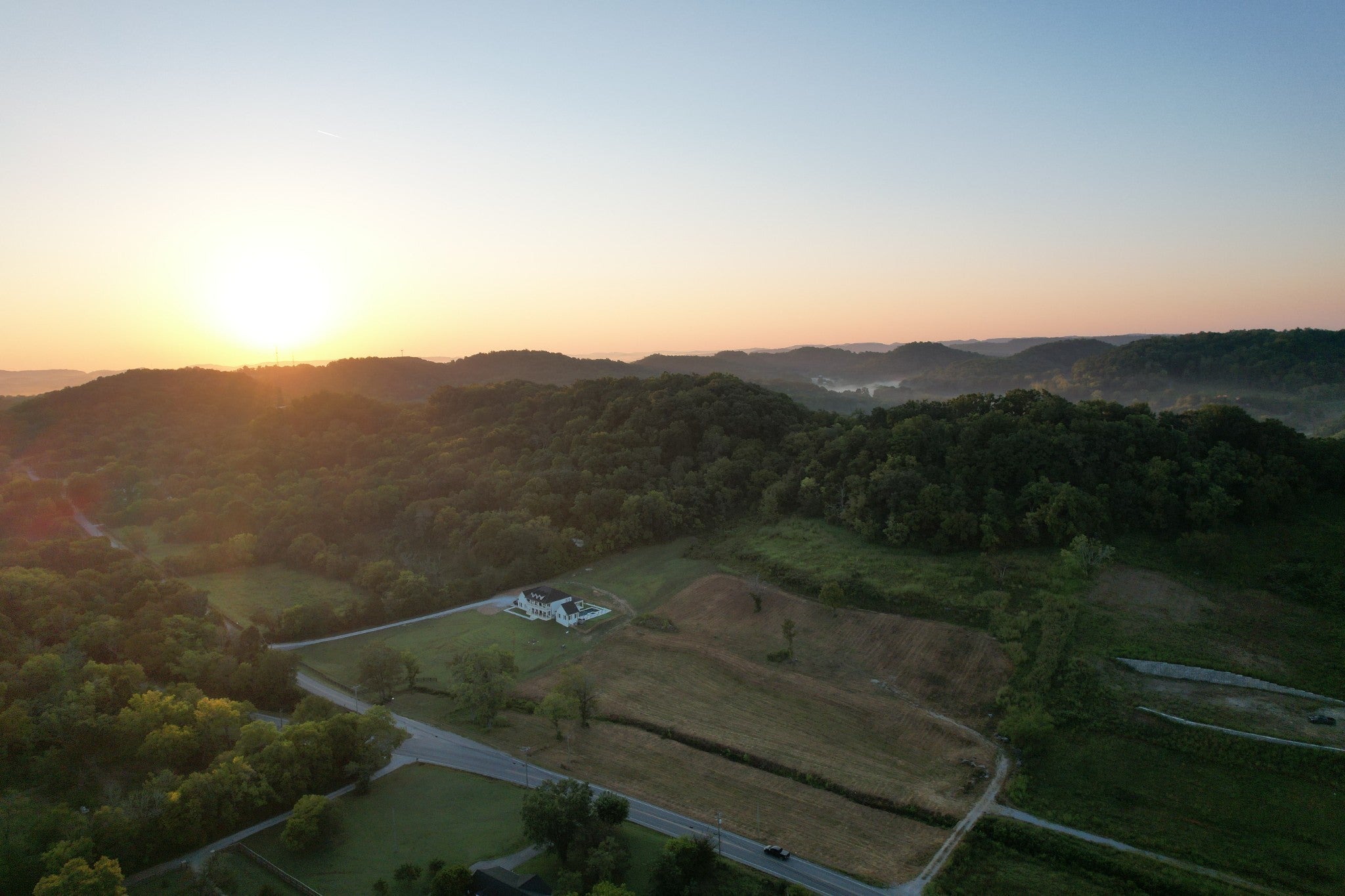 listing at 1952 Carters Creek Pike, Franklin