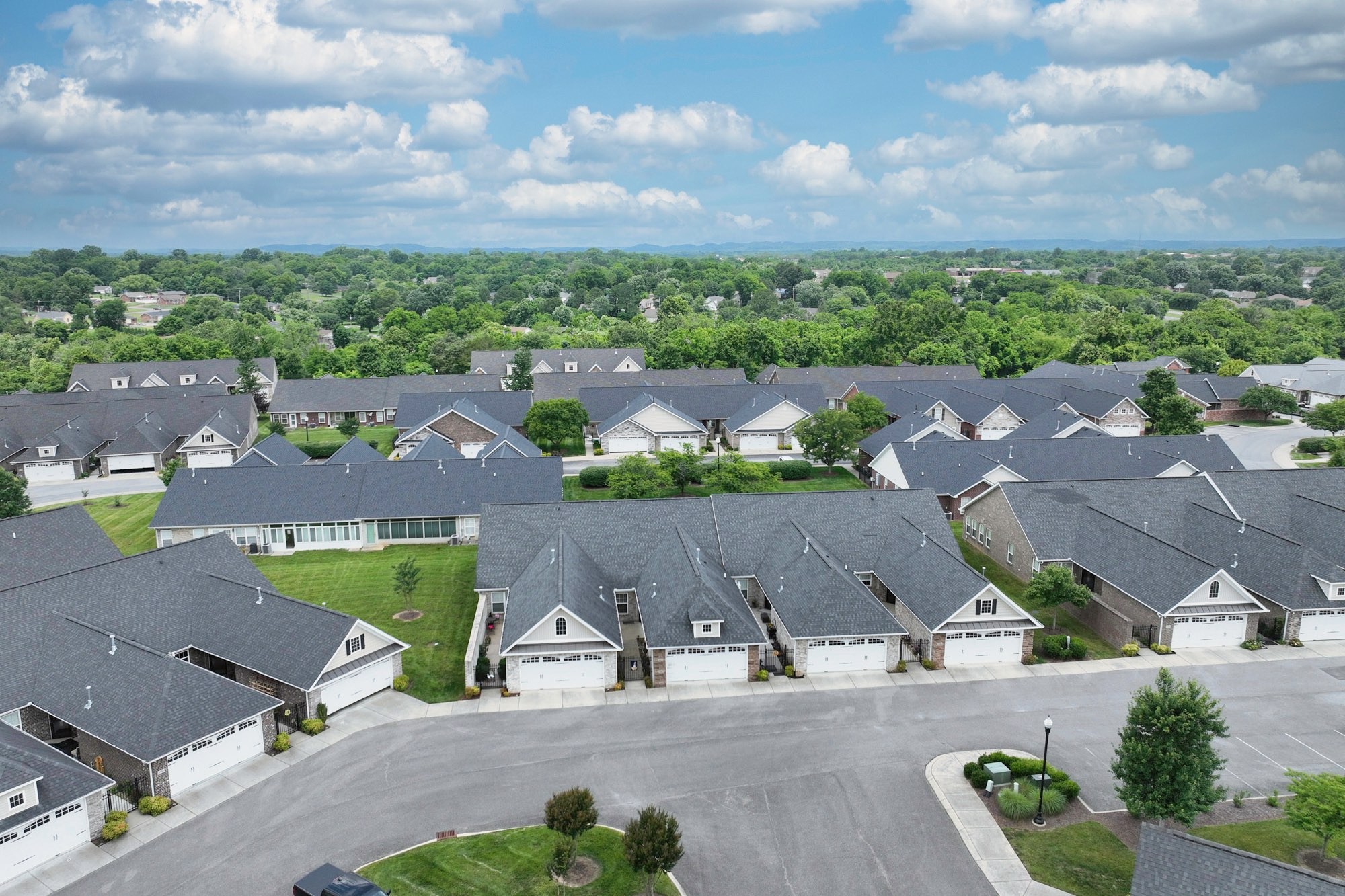 395 Devon Chase Hill 3602