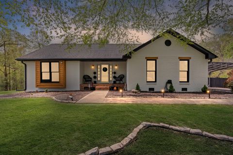 MLS: 2821693