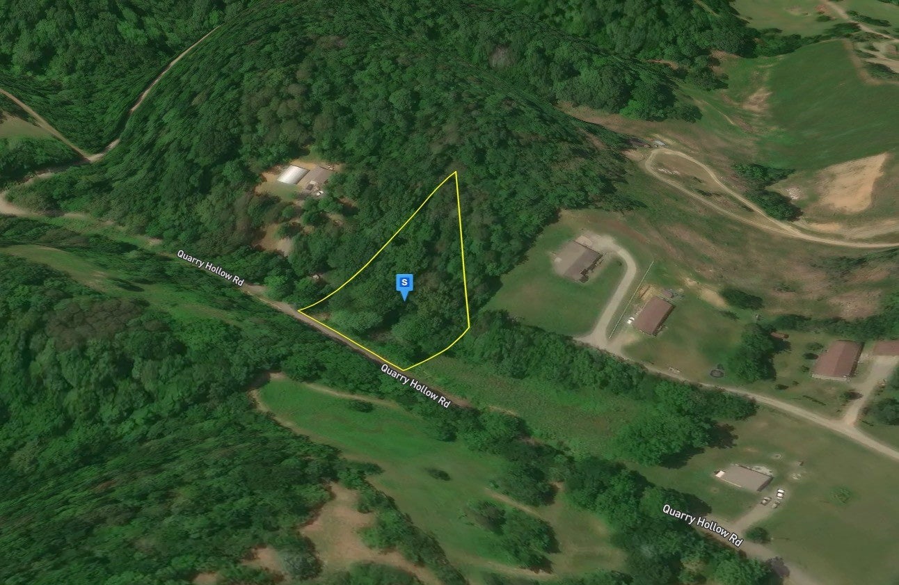 3015 Quarry Hollow Rd