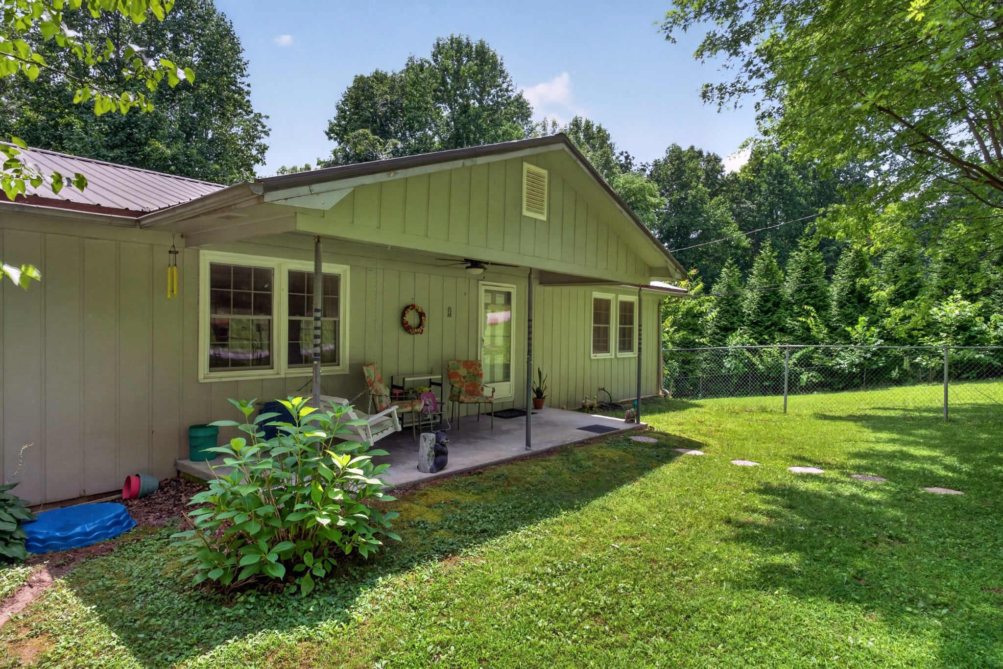582 Spencer Dr