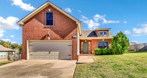 Photo of 3027 Outfitters Dr, Clarksville, TN 37040 (MLS # 3139257)