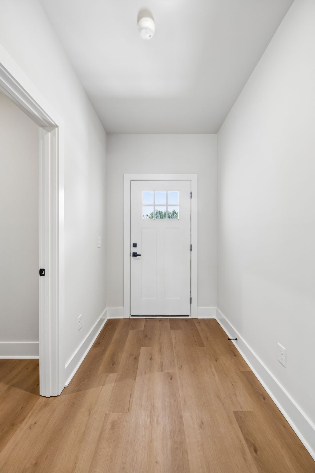 1048 Stagecoach Dr