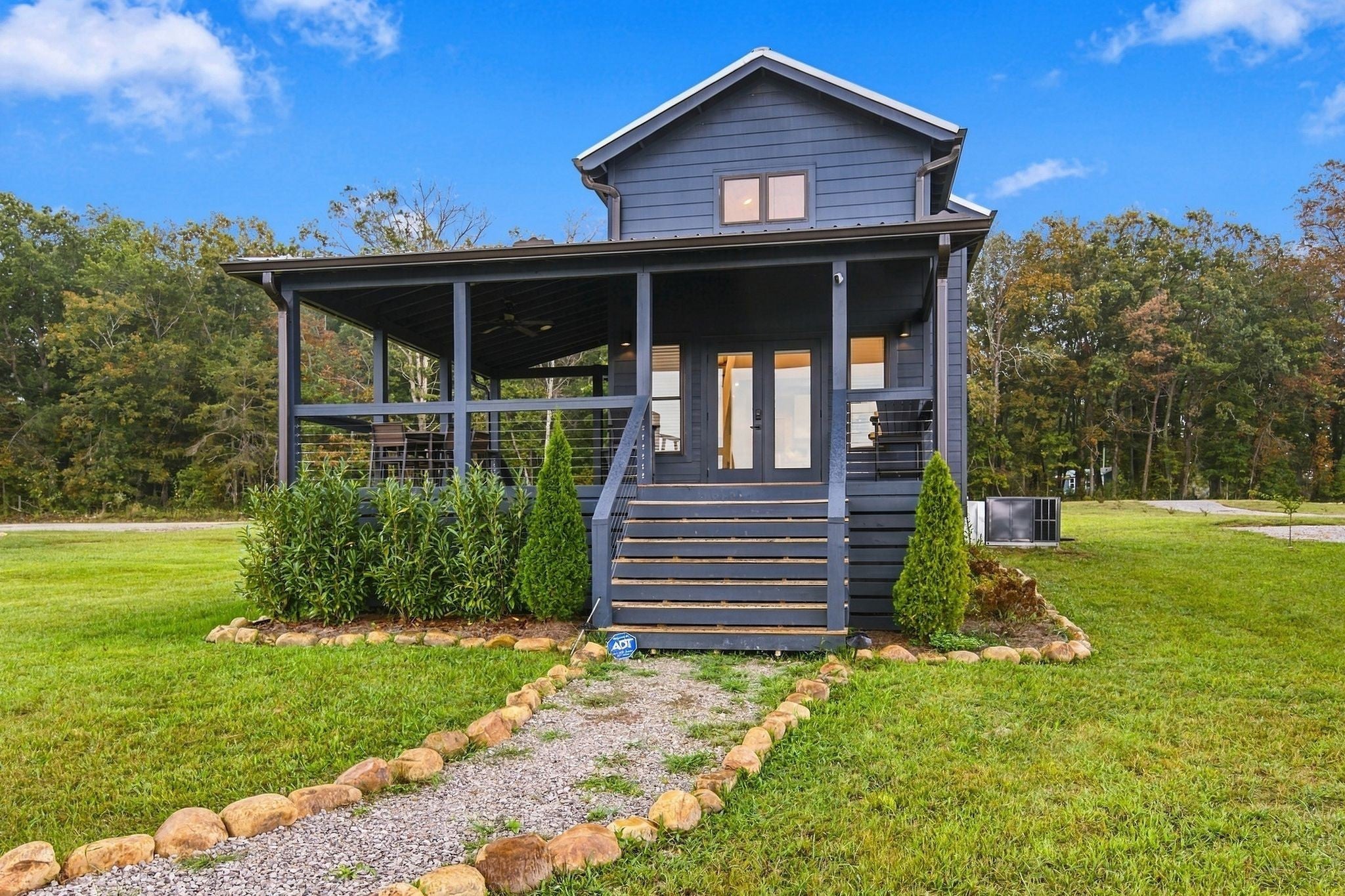 113 Shoreside Ct