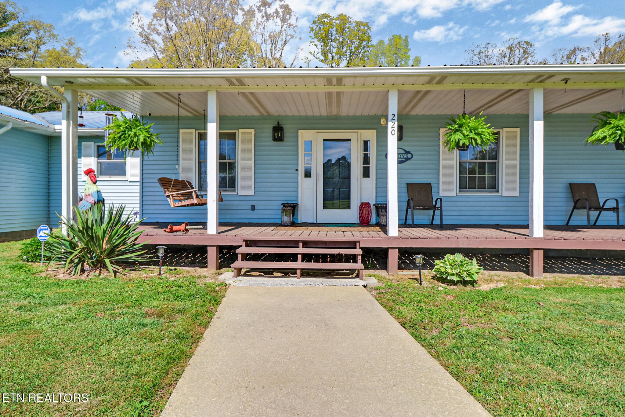 220 Old Gatewood Ford Rd