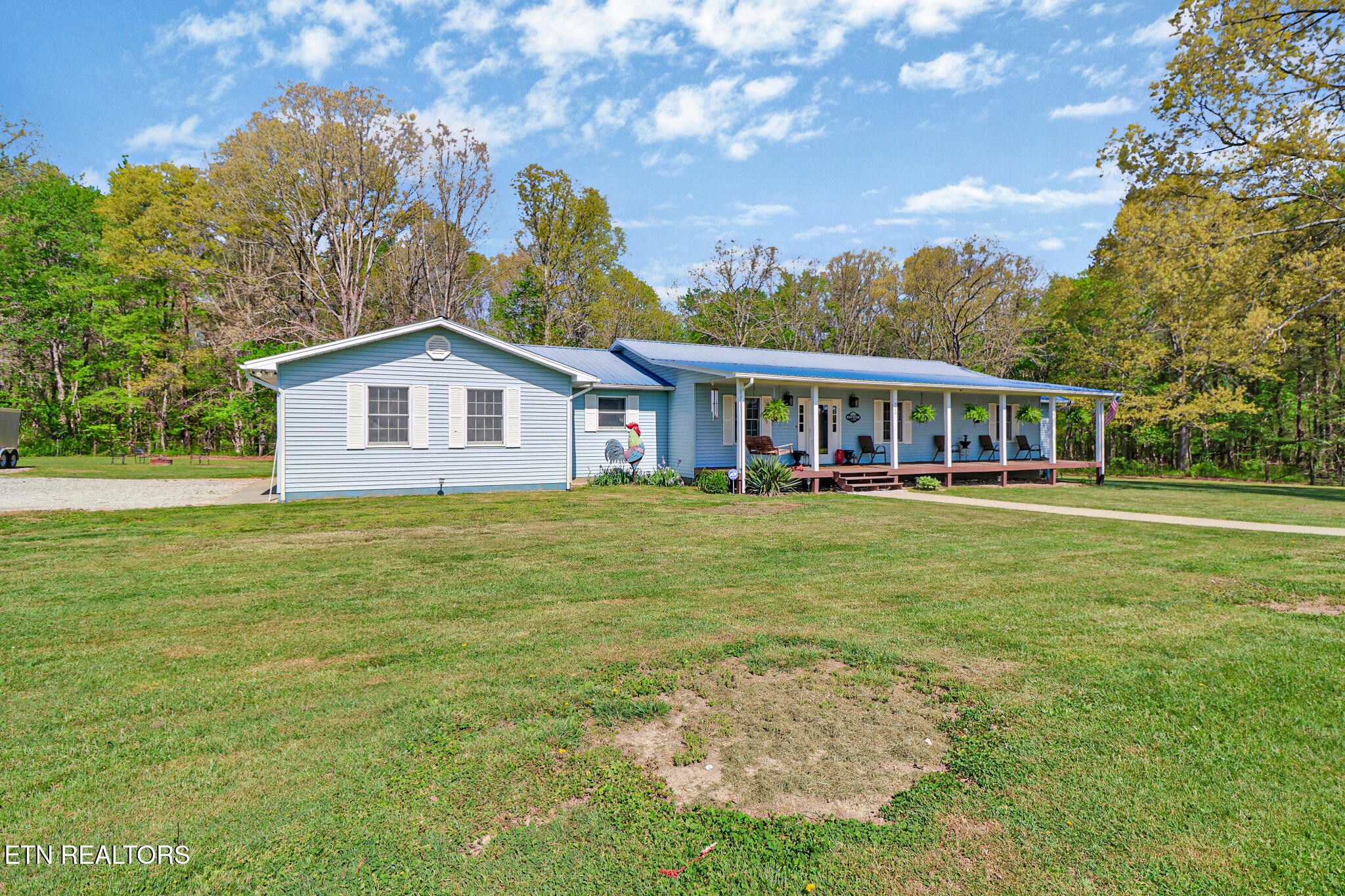 220 Old Gatewood Ford Rd