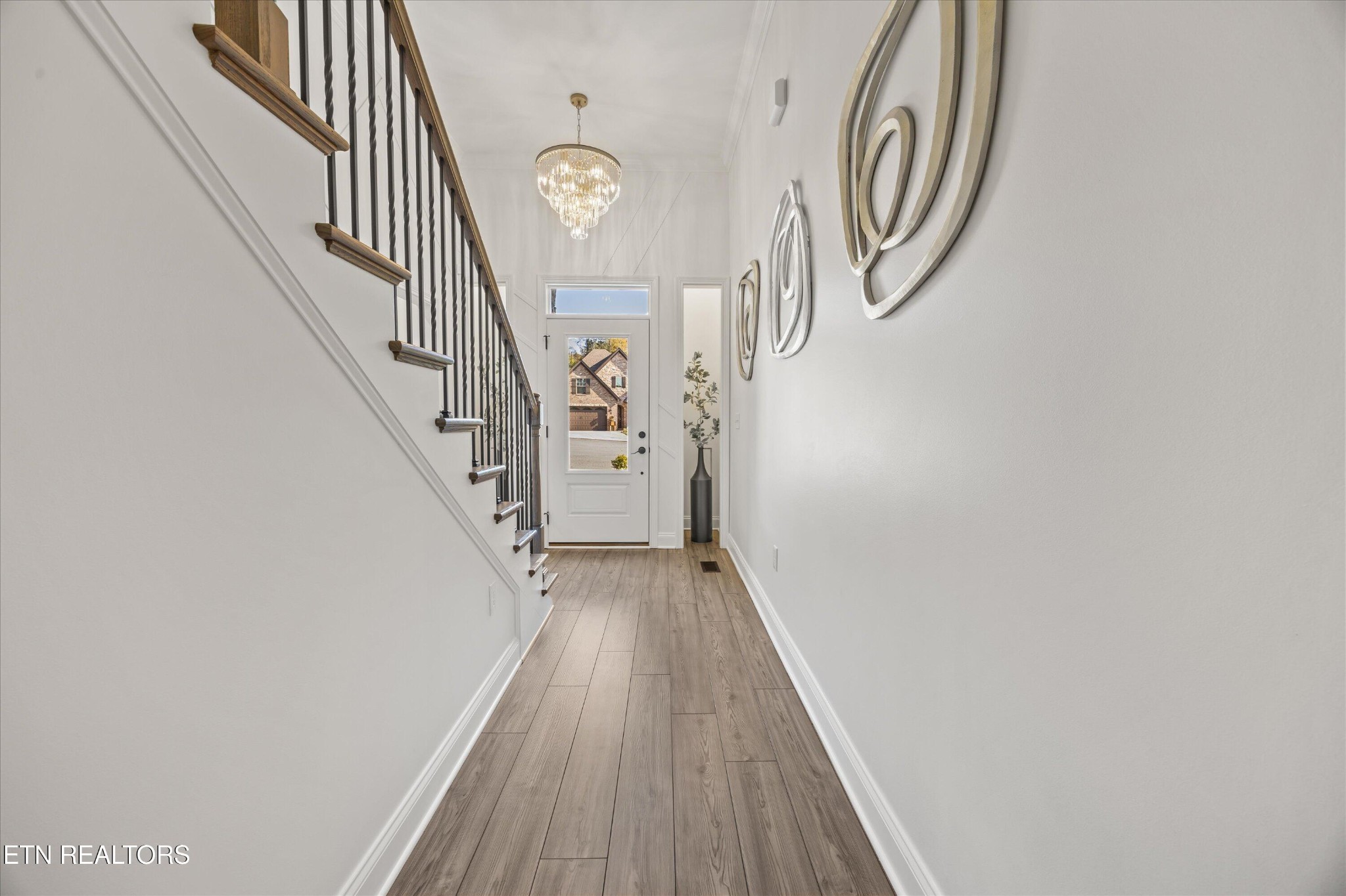 9327 Paradise Valley Lane