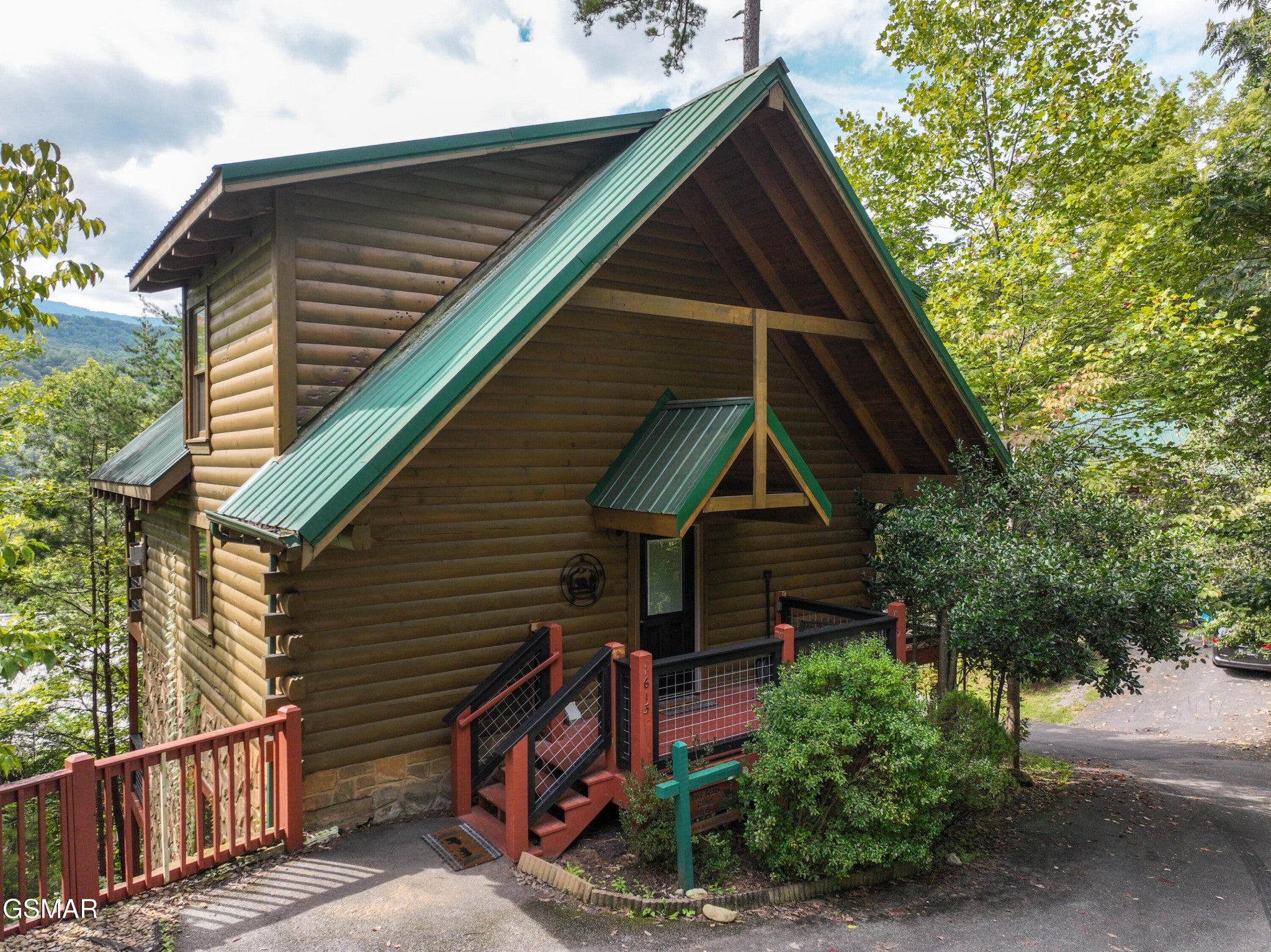 1615 Misty Hollow Way 38