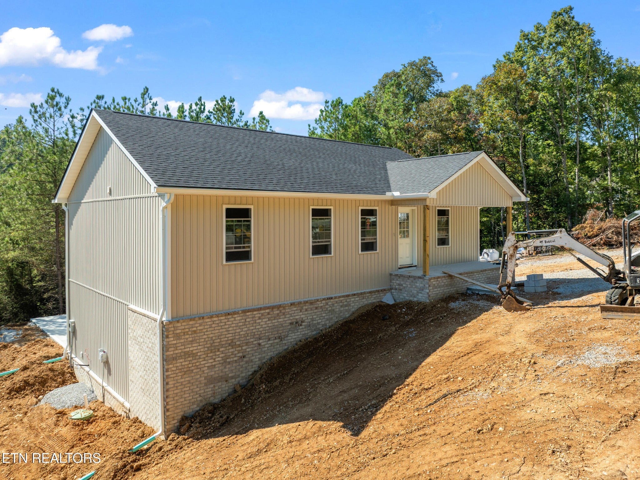 646 High Point Orchard Rd