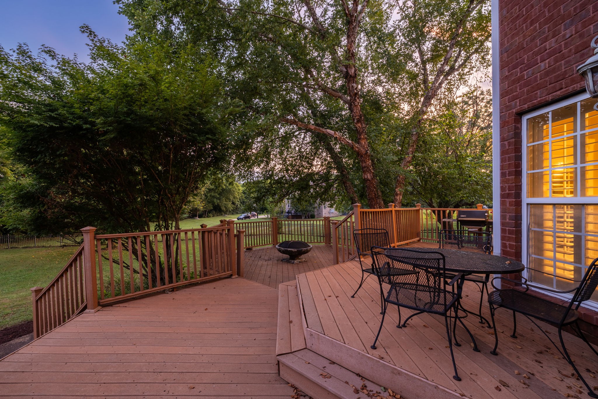 216 Grandview Cir