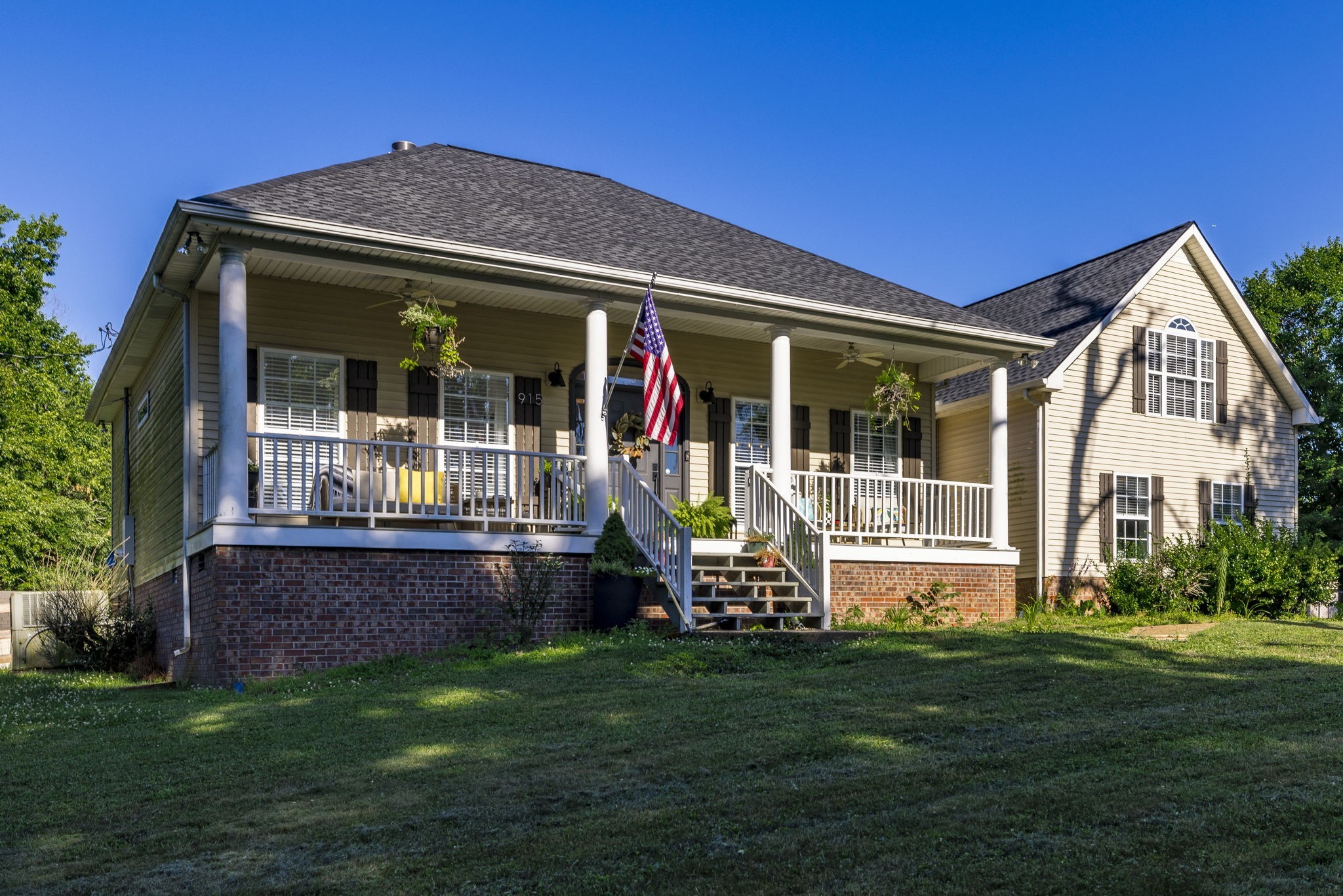 915 Bowling Branch Rd