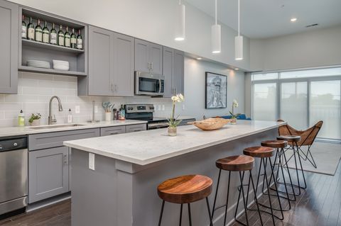 Photo of 2407 8th Ave S #211, Nashville, TN 37204 (MLS # 3176305)