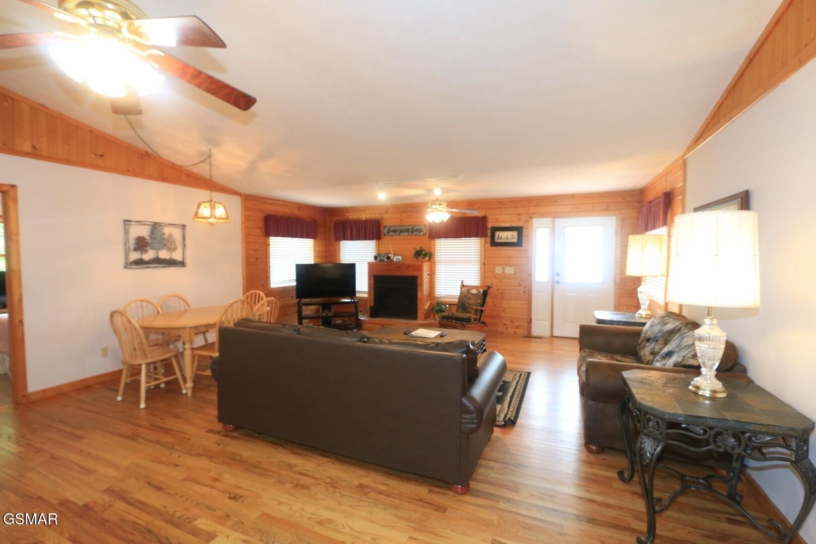 3609 Shady Grove Court