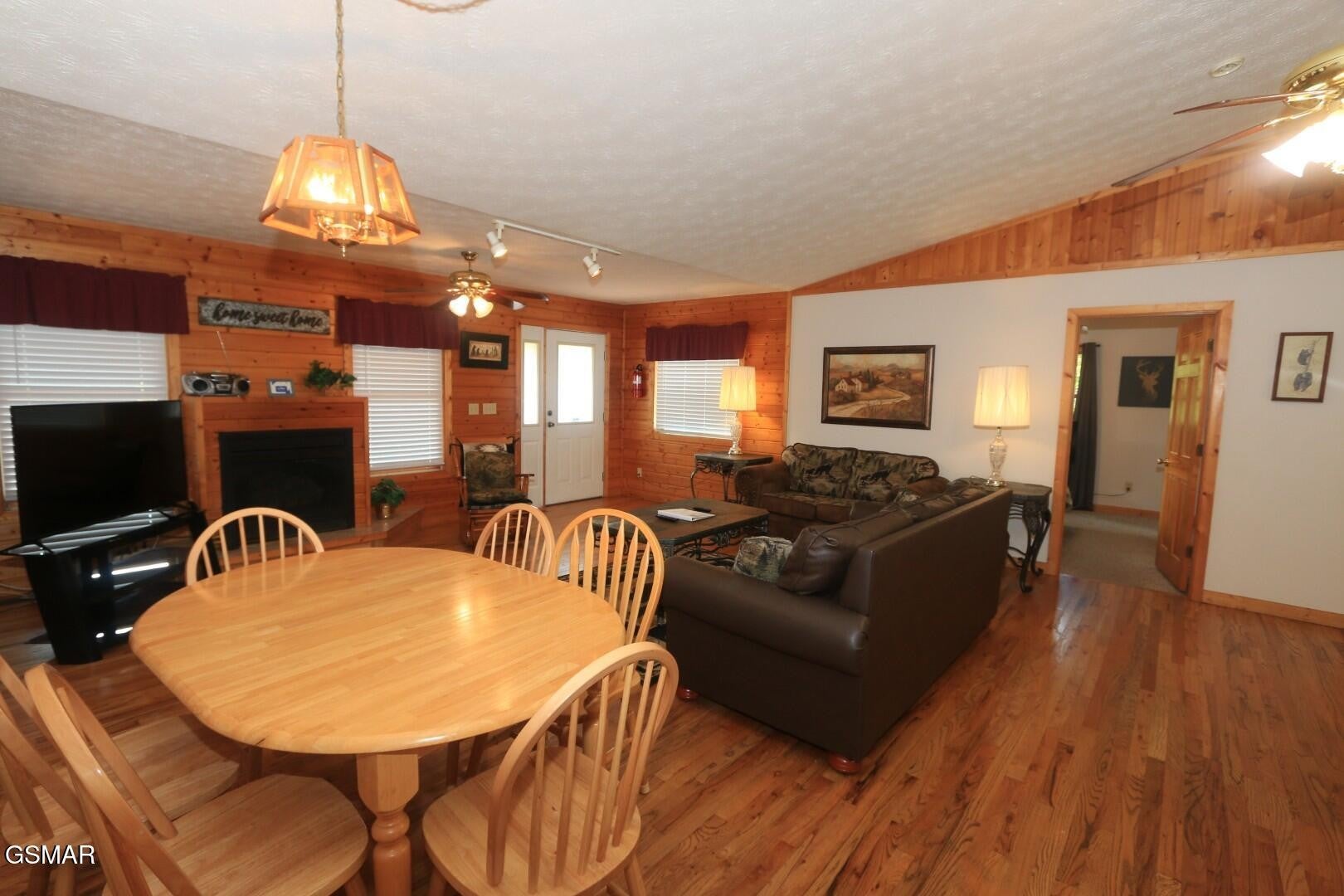 3609 Shady Grove Court