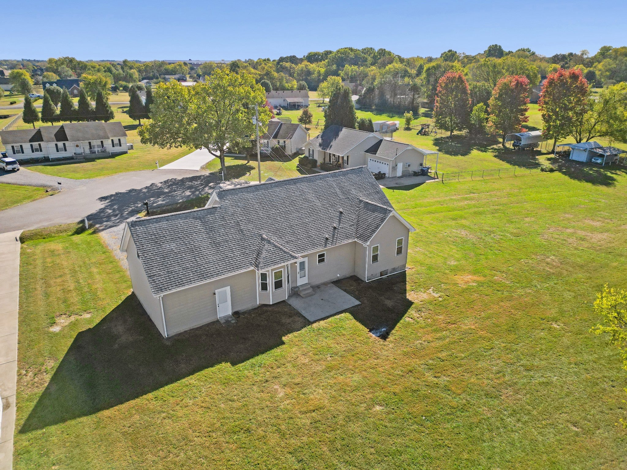 222 Hayden Ct