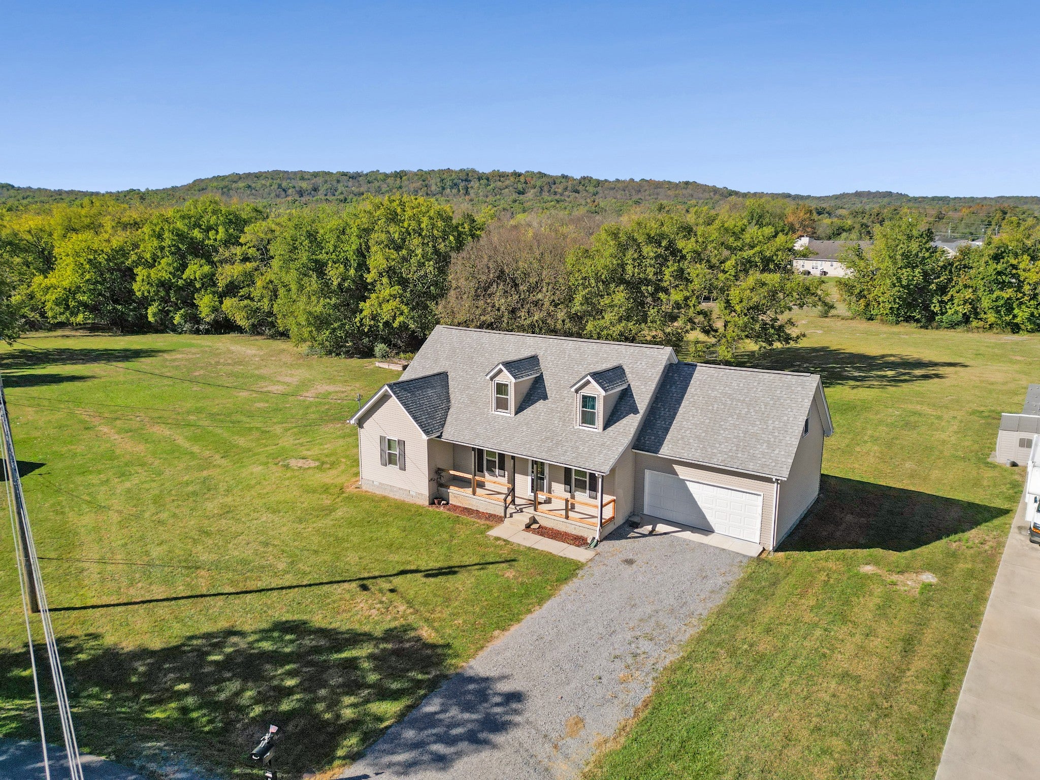 222 Hayden Ct