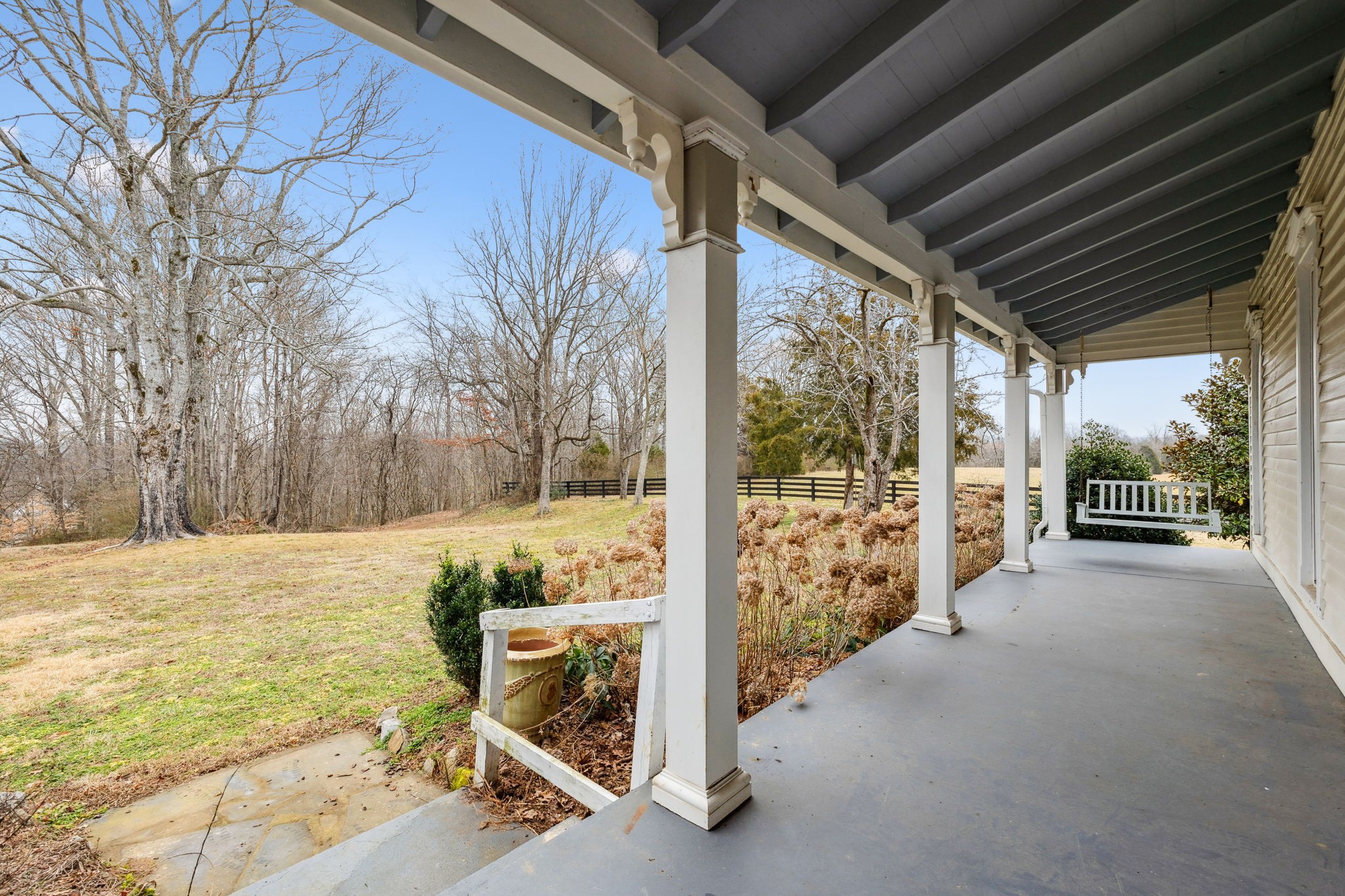 2111 Hoovers Rd
