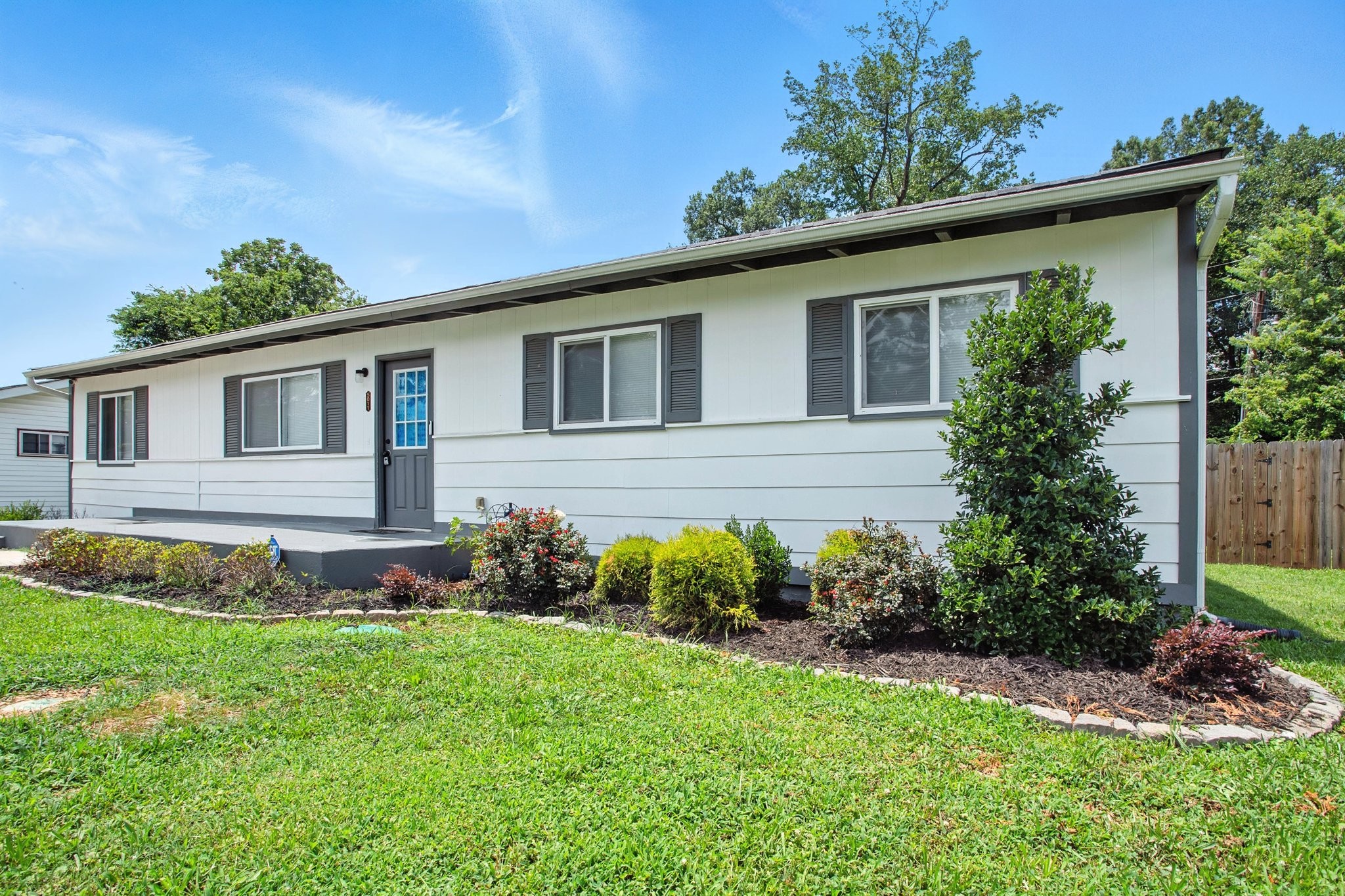 5011 Jarrett Rd