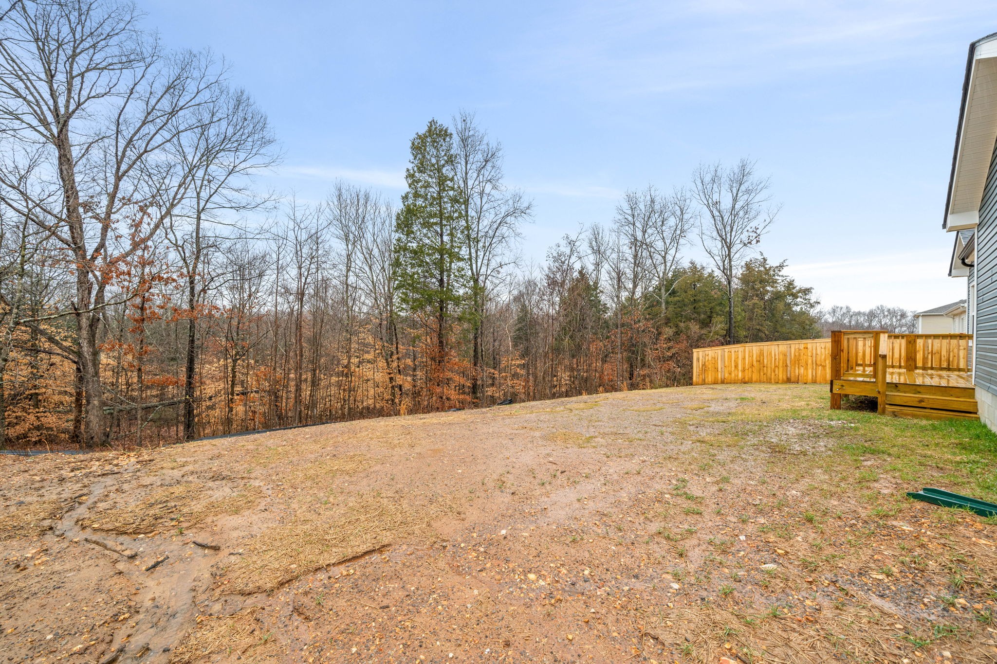 Clarksville, Tennessee 37040, United States, 3 Bedrooms Bedrooms, ,2 BathroomsBathrooms,Residential,Pending,44950