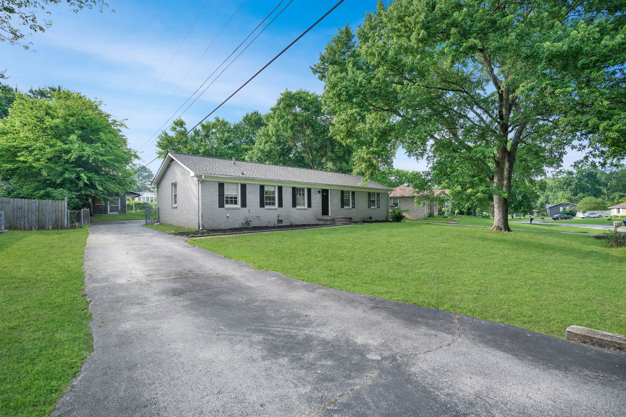 208 Nottingham Pl
