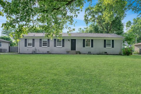 208 Nottingham Pl Clarksville TN 37042