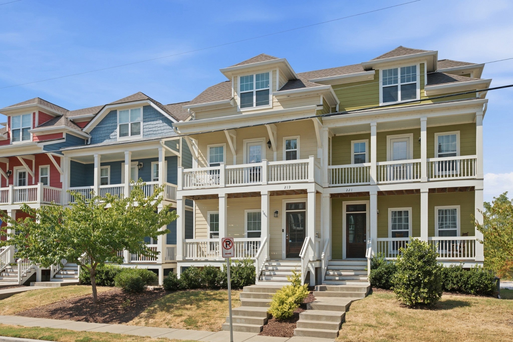 3.0-bed rental at 219 22nd St E 219
