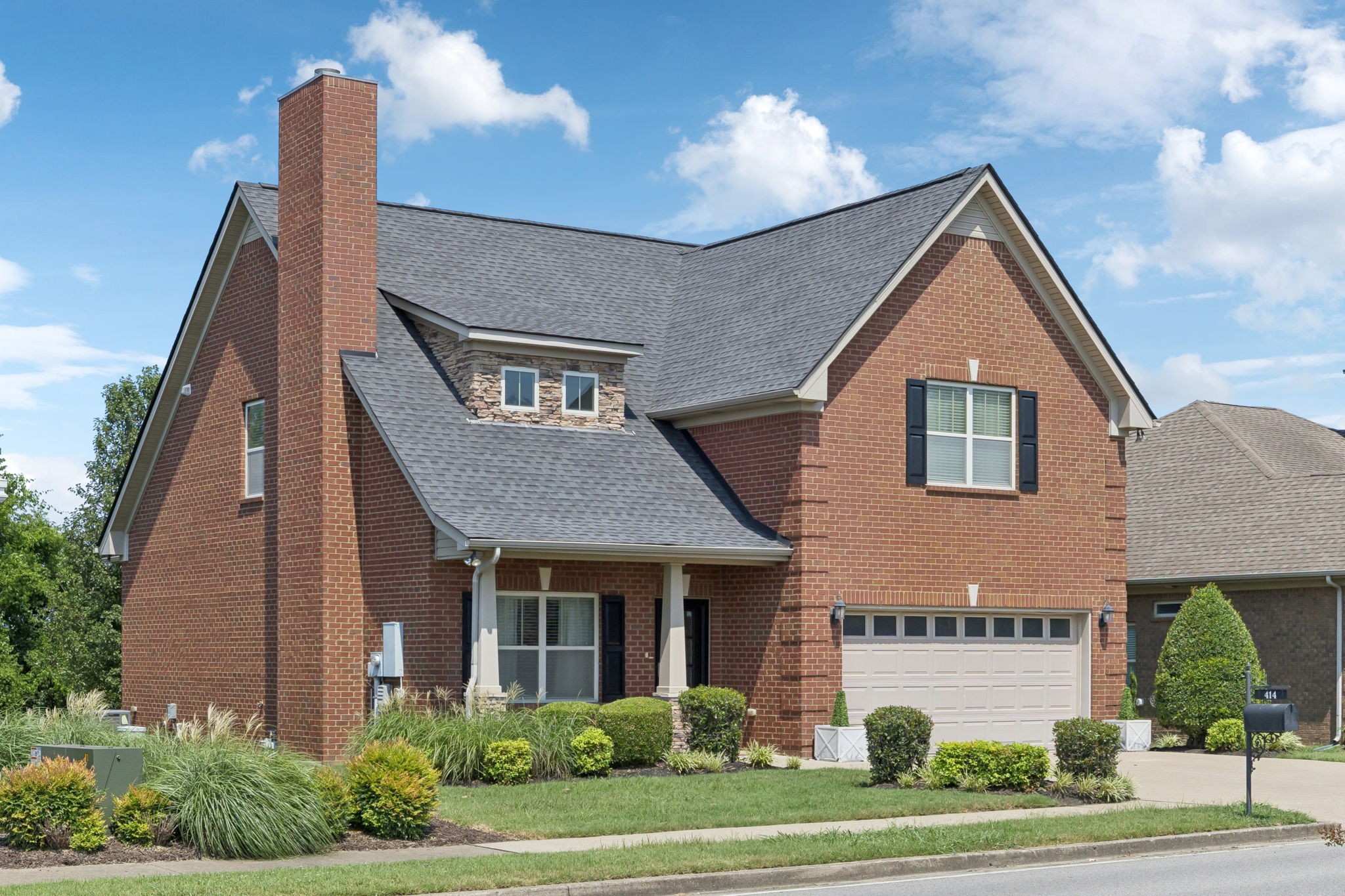 414 Stratford Park Blvd