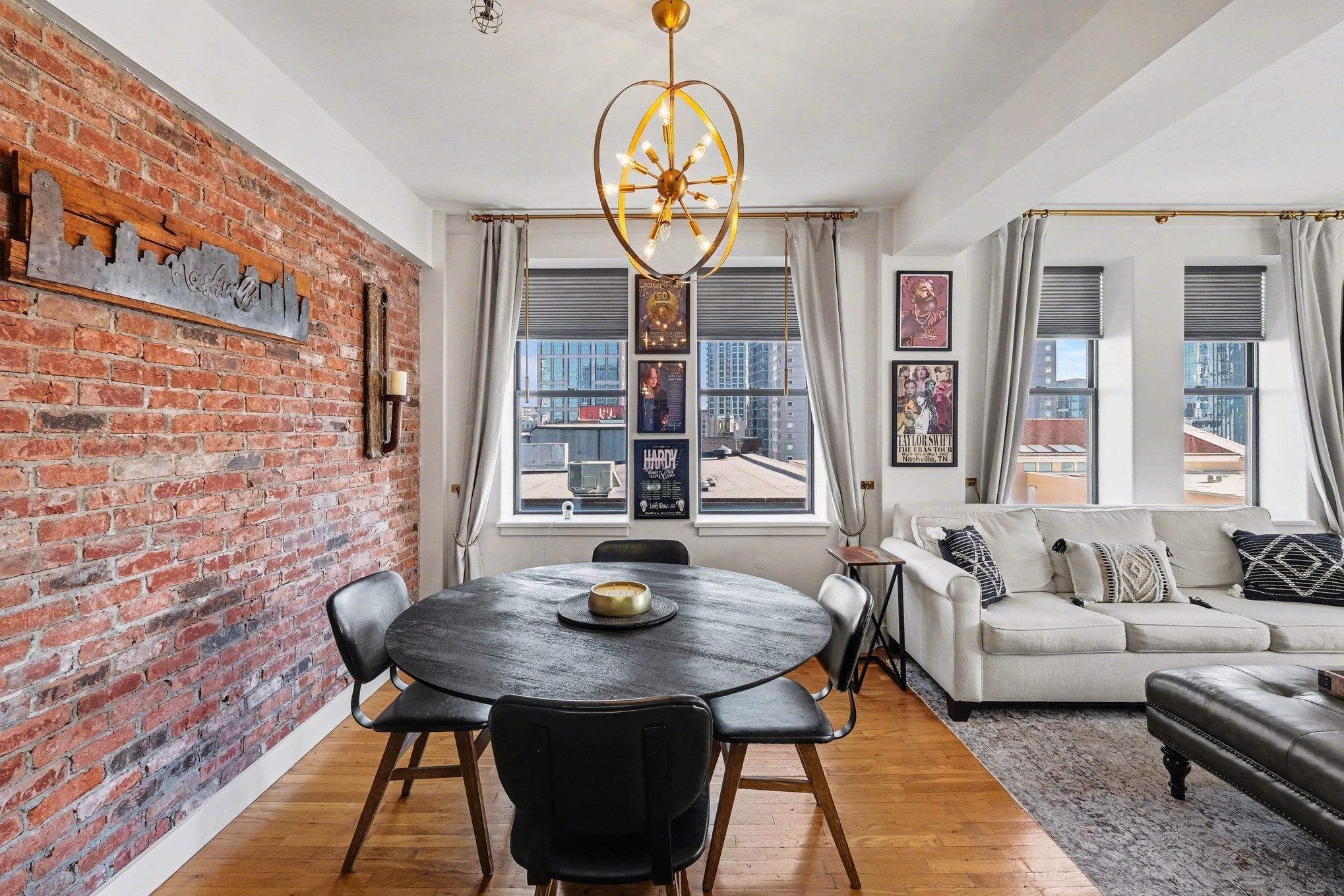 1-bed condo for sale in Nashville, TN 37203, 700 Church St 802 700 Church St 802, Nashville TN 37203 1-bed condo, photo 2 of 34