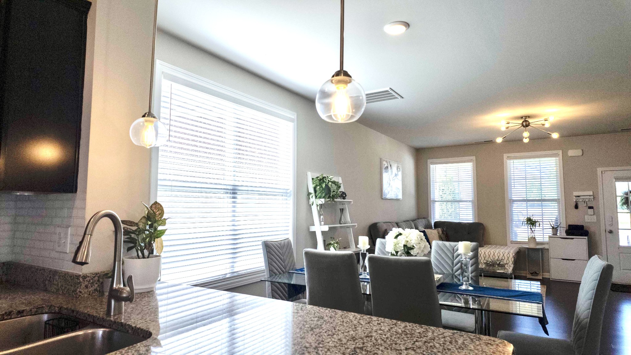 4289 Grapevine Loop
