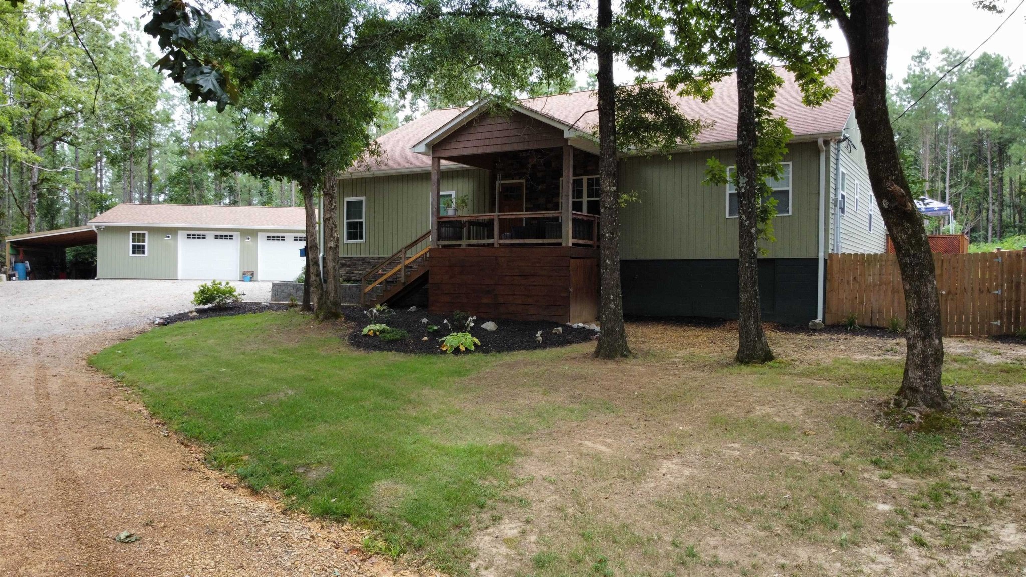 5205 HAMBURG RD