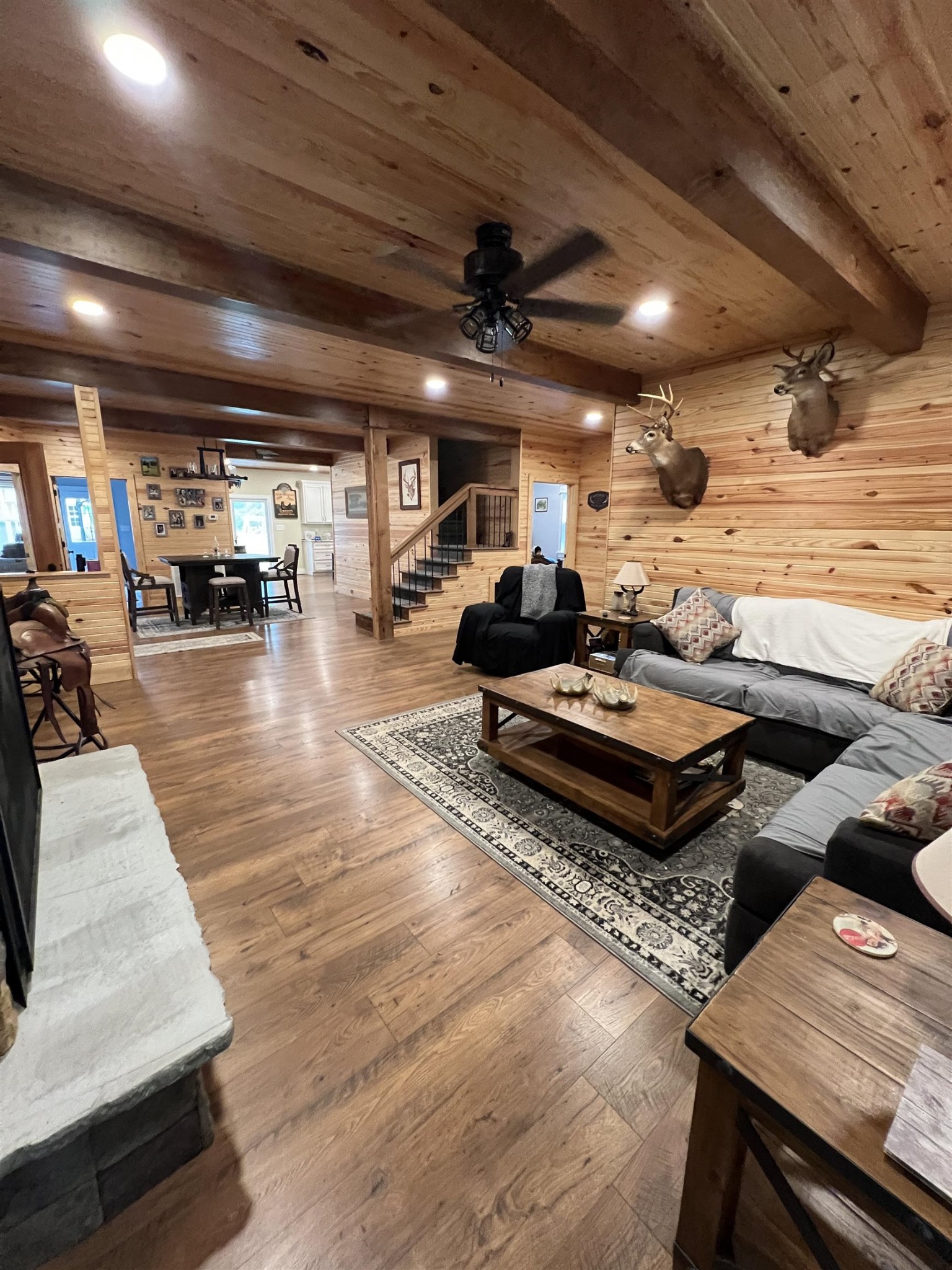 5205 HAMBURG RD