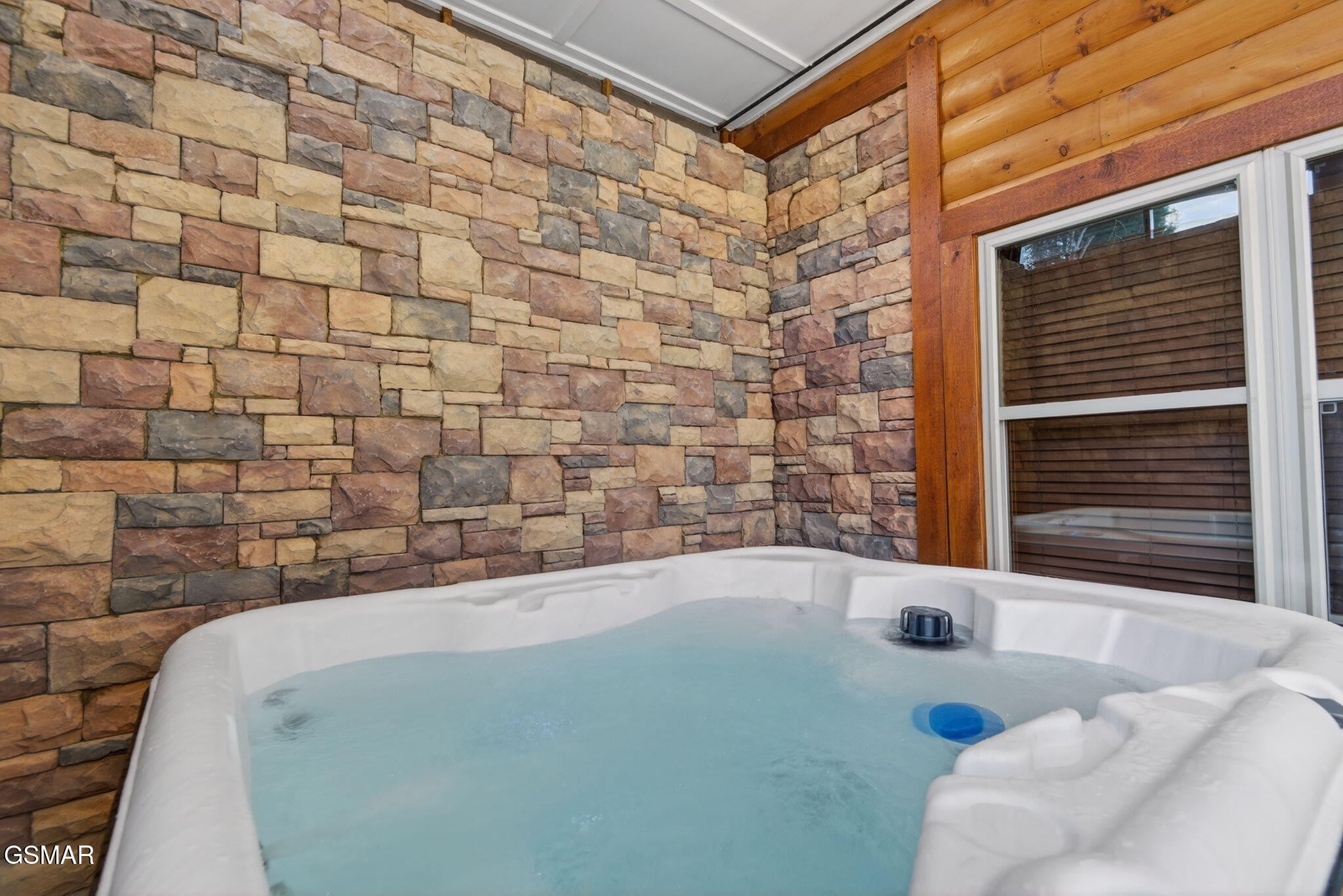 3138 White Falcon Way