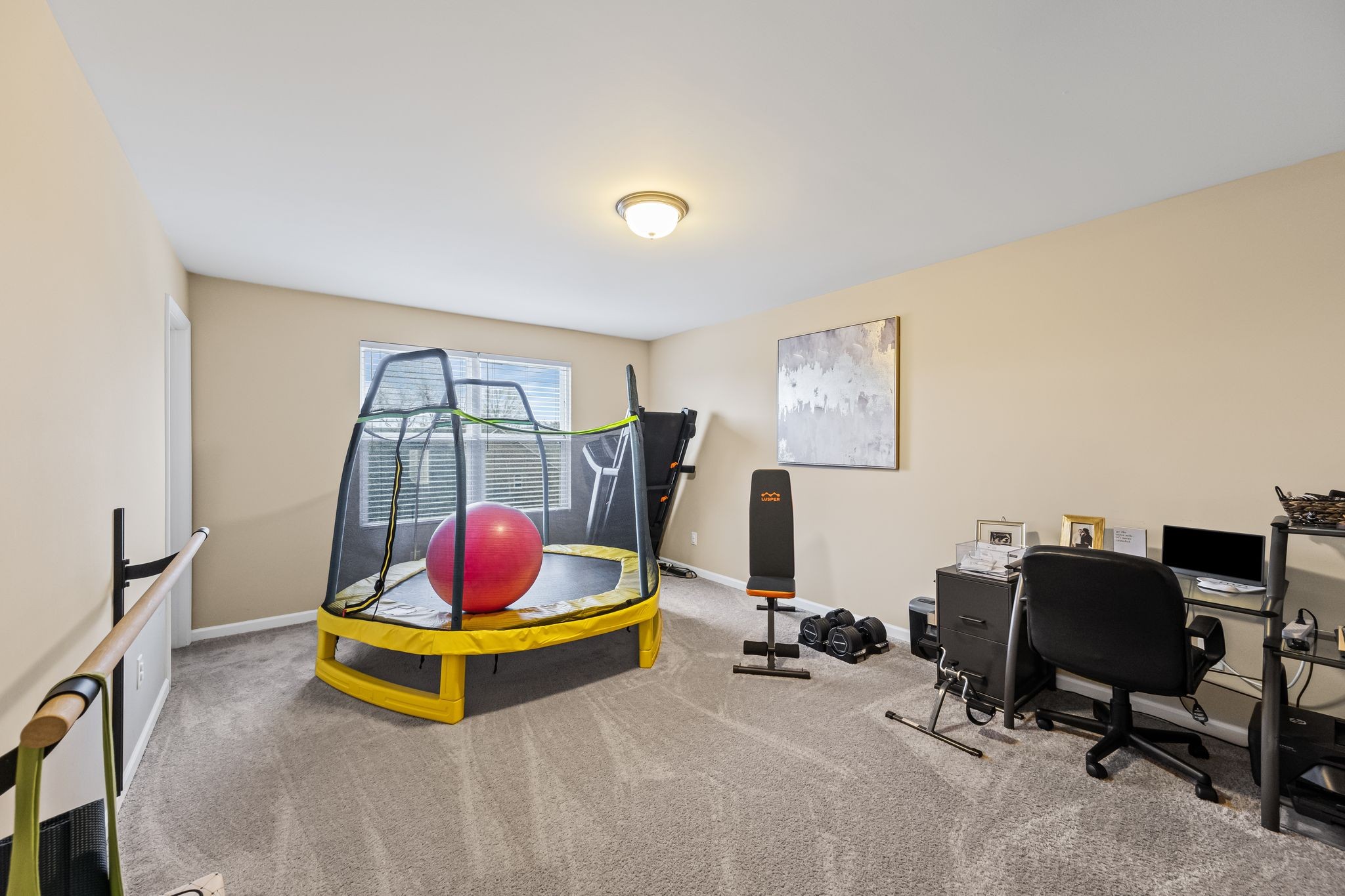 Spring Hill, Tennessee 37174, United States, 4 Bedrooms Bedrooms, ,3 BathroomsBathrooms,Residential,Pending,9909