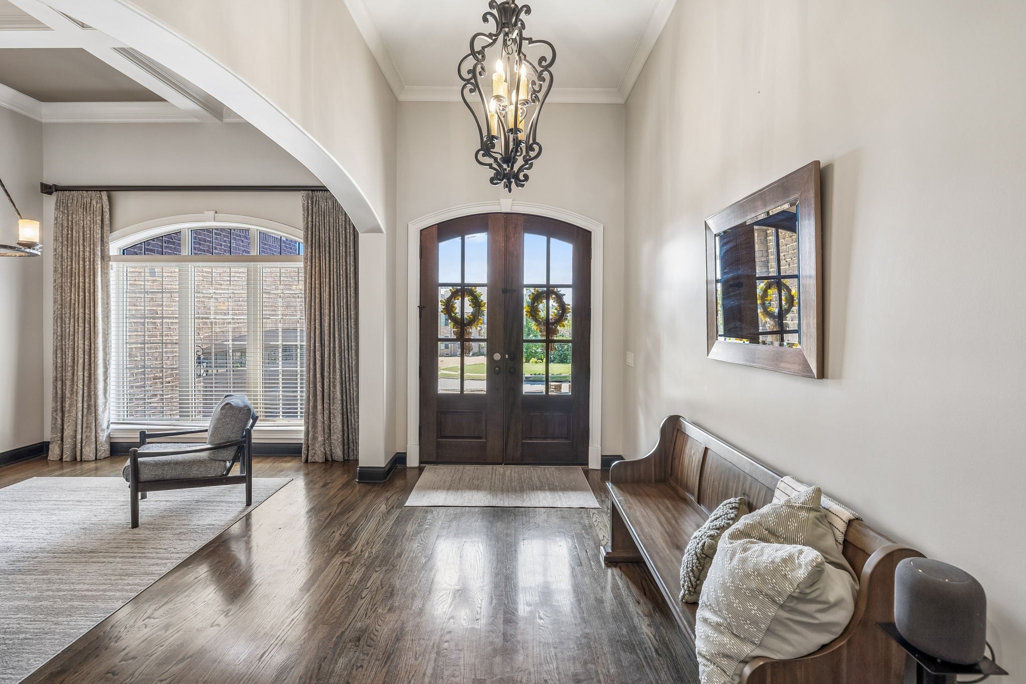 215 Higginson Pl S