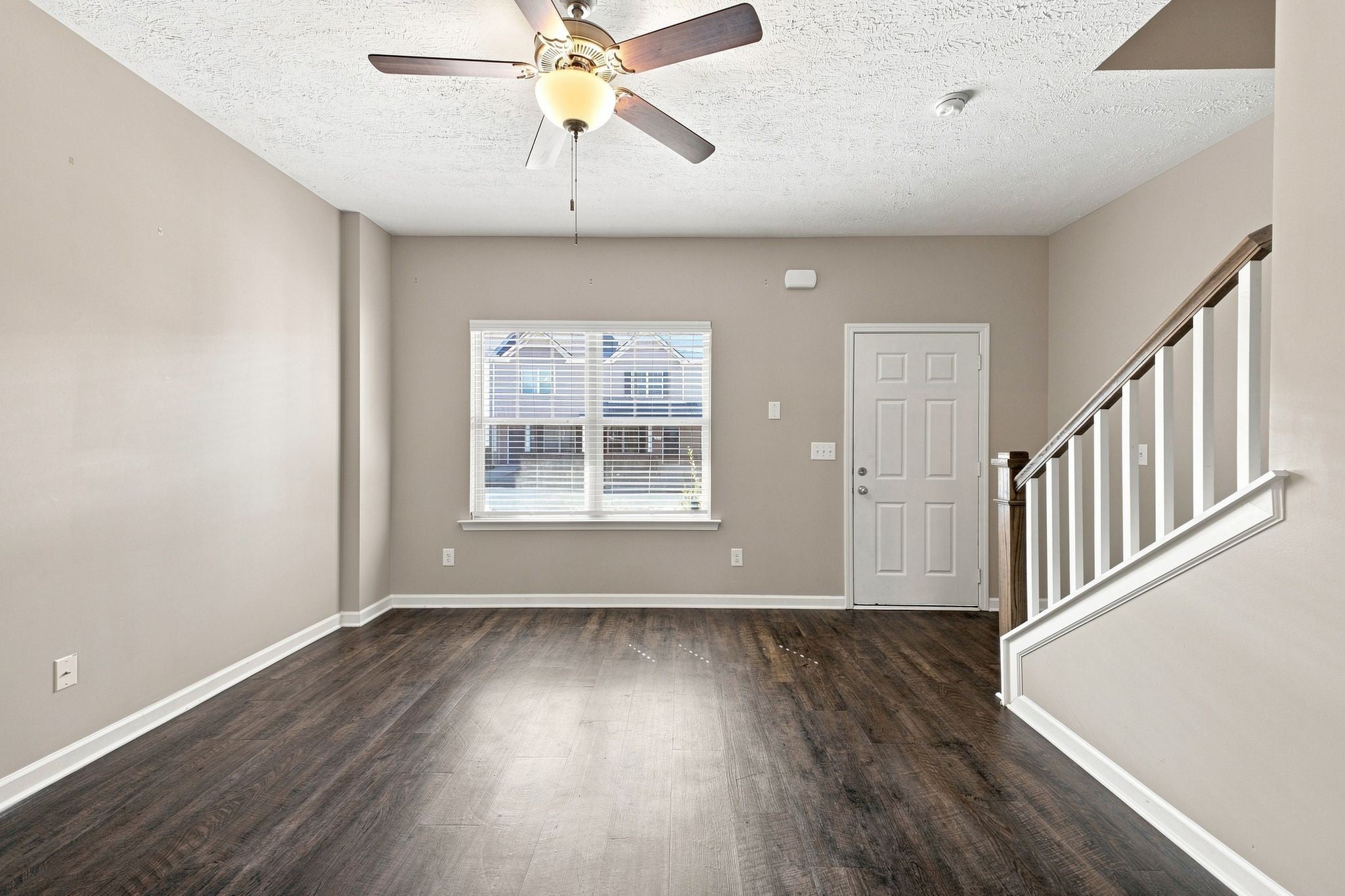 4111 Saddlecreek Way