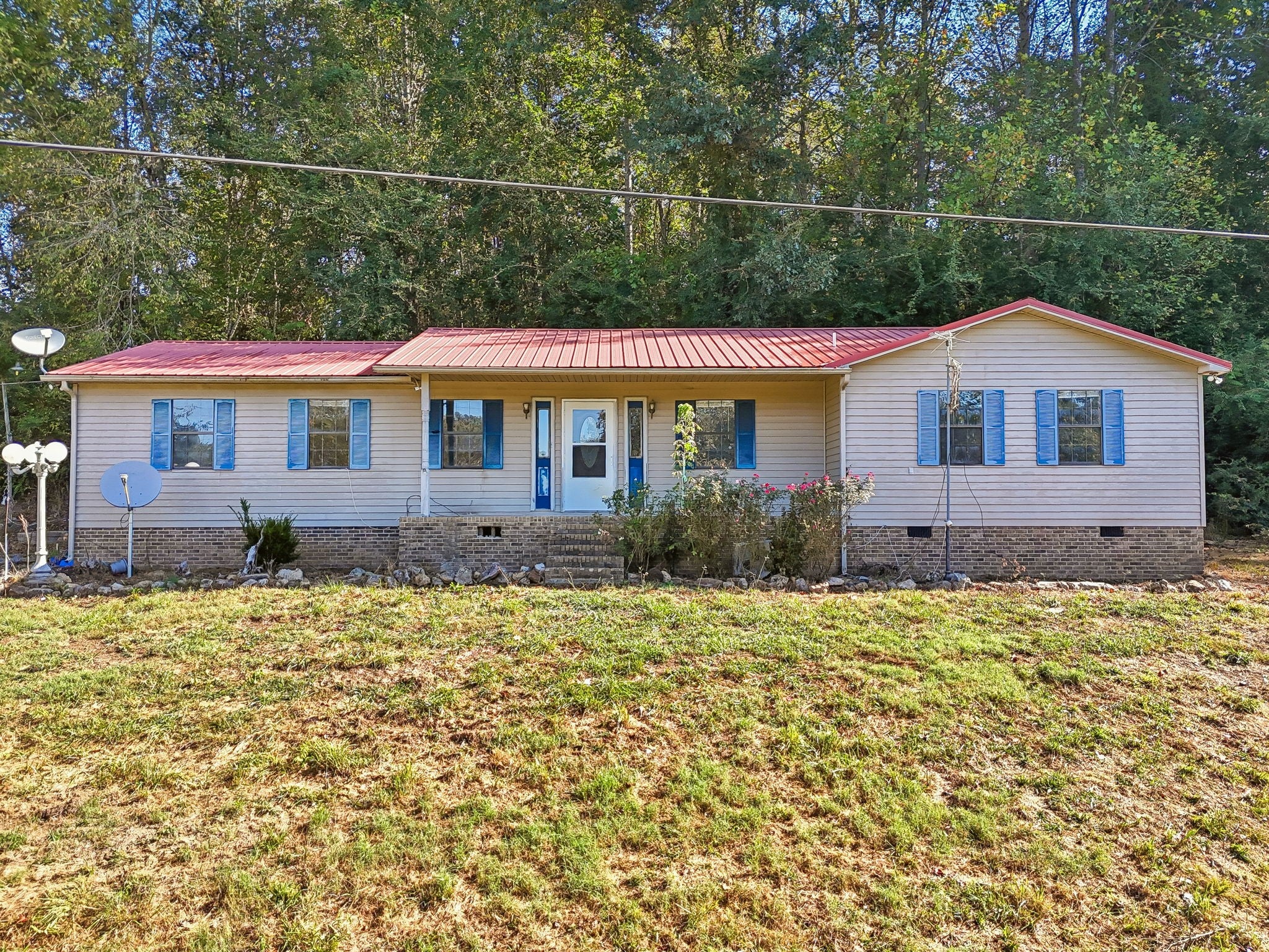 787 Hurricane Creek Rd